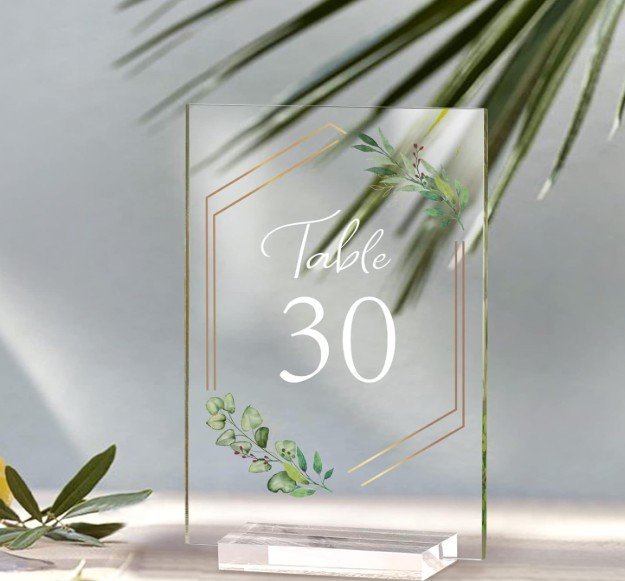 Acrylic Table Numbers with gold hexagon.jpg