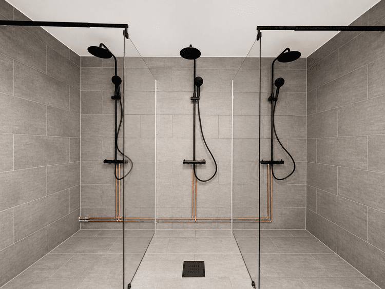 Bathrooms and facilities at The Lodge Bockaberg