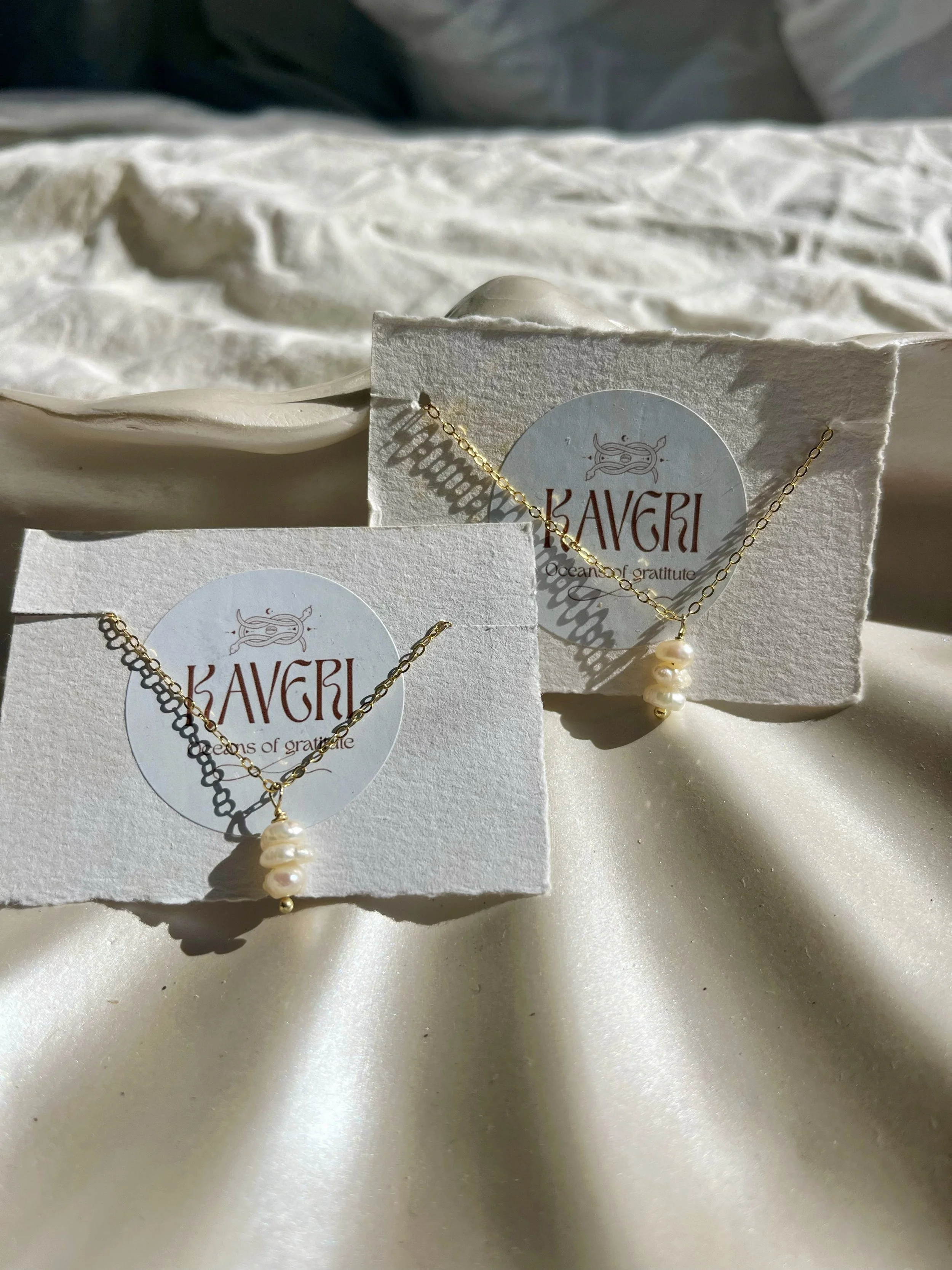 Three tier pearl necklace gold/silver