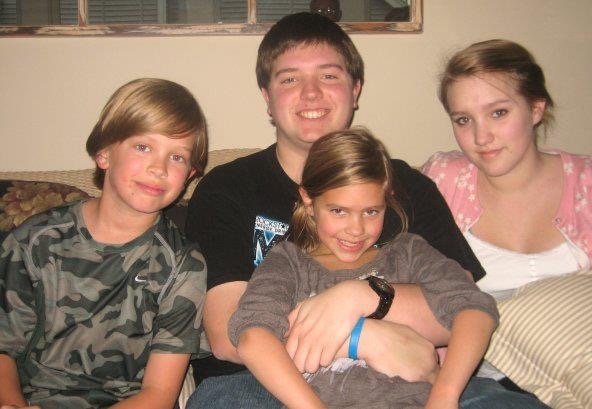 Ryan, Eli, Sara, & Ally circa 2008