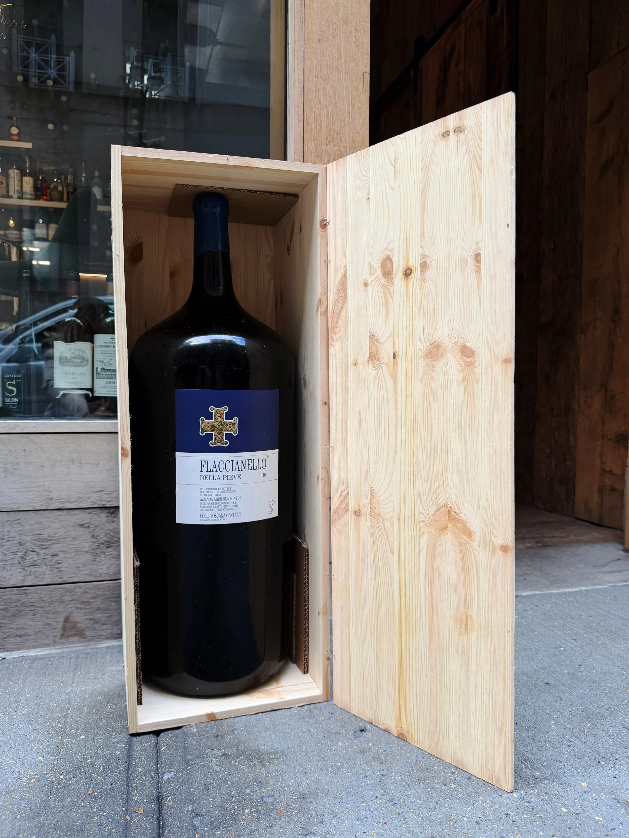 27 Liters of one of the greatest bottles of Sangiovese, no wine, of this century, made by my old friends, the Manetti family. 

Owned by one of America's great wine lovers - at DA CLUB. 

This is why we do what we do. I hope I live long enough to be 