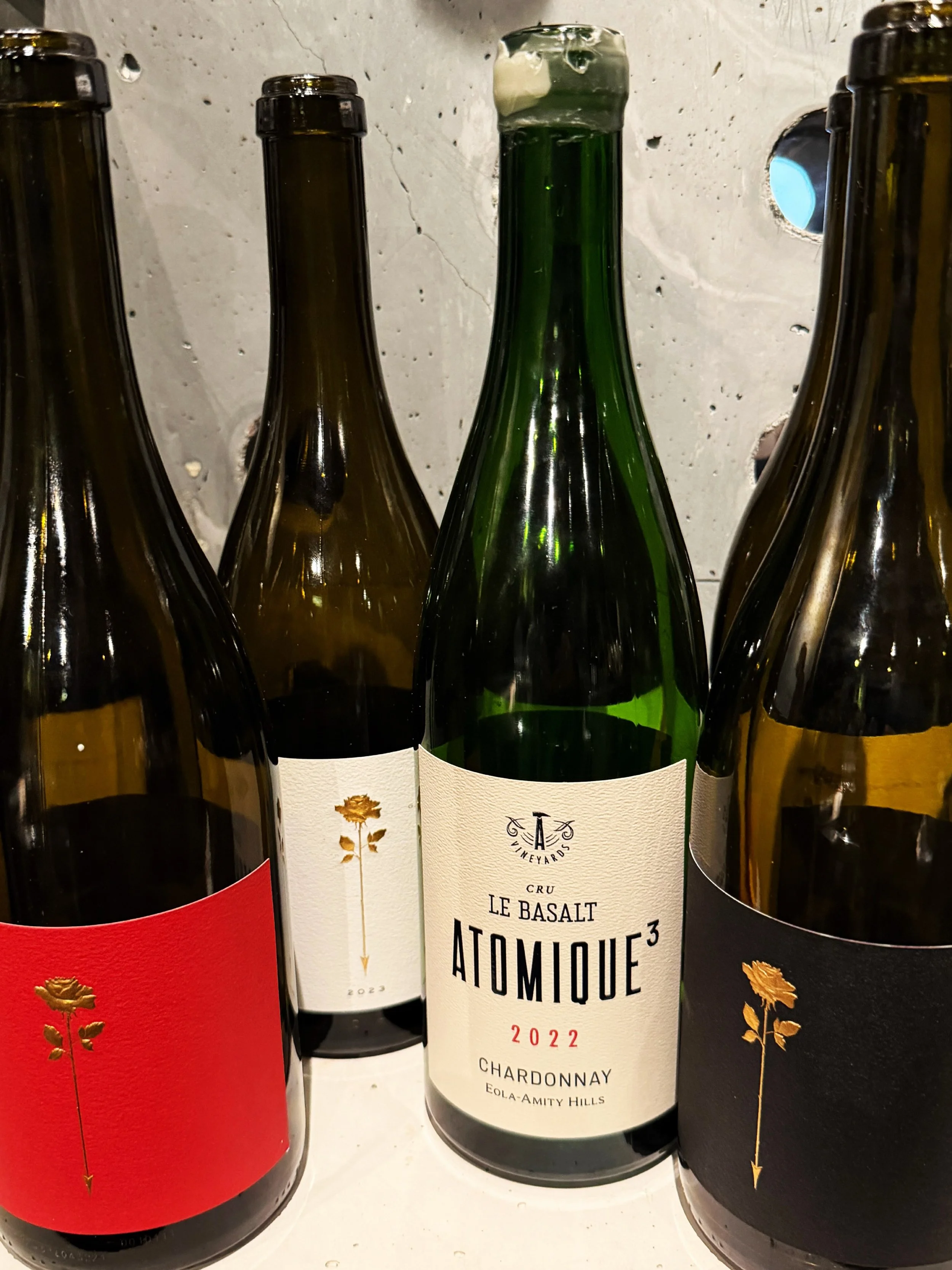 World Class Winery ✔️
Epic Table of Oenophiles ✔️
Master Sommelier ✔️
Winery Owner ✔️
World Class Tasting Menu ✔️
100 Point Pinot ✔️
Full Horizontal ✔️
Crazy Afterparty ✔️

Another epic evening in Da Club with our amazing friends at Rose &amp; Arrow 