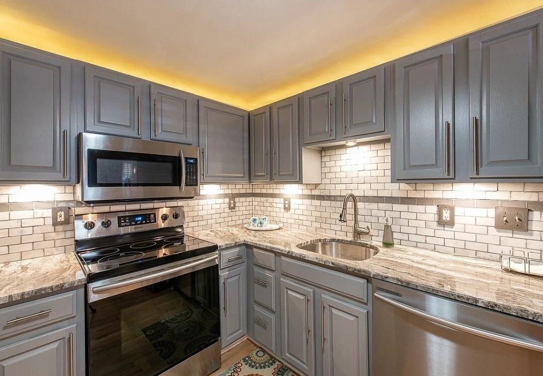 Glendale Terrace kitchen.jpg