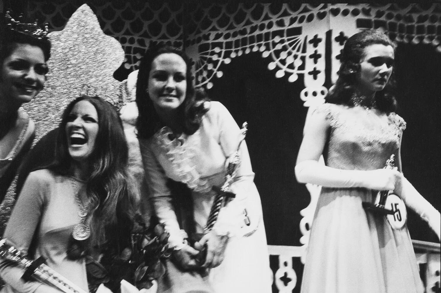Winner and Loser, Teenage Beauty Pageant