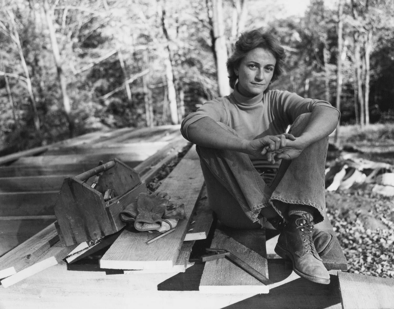 Jessie Builds Her House