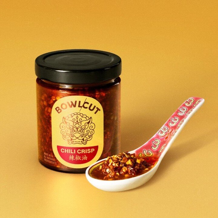 @thebowlcut_official's Asian-inspired sauces (like this vegan chili crisp) dials up the flavor of any dish to 11. We love having them as one of our portfolio companies!