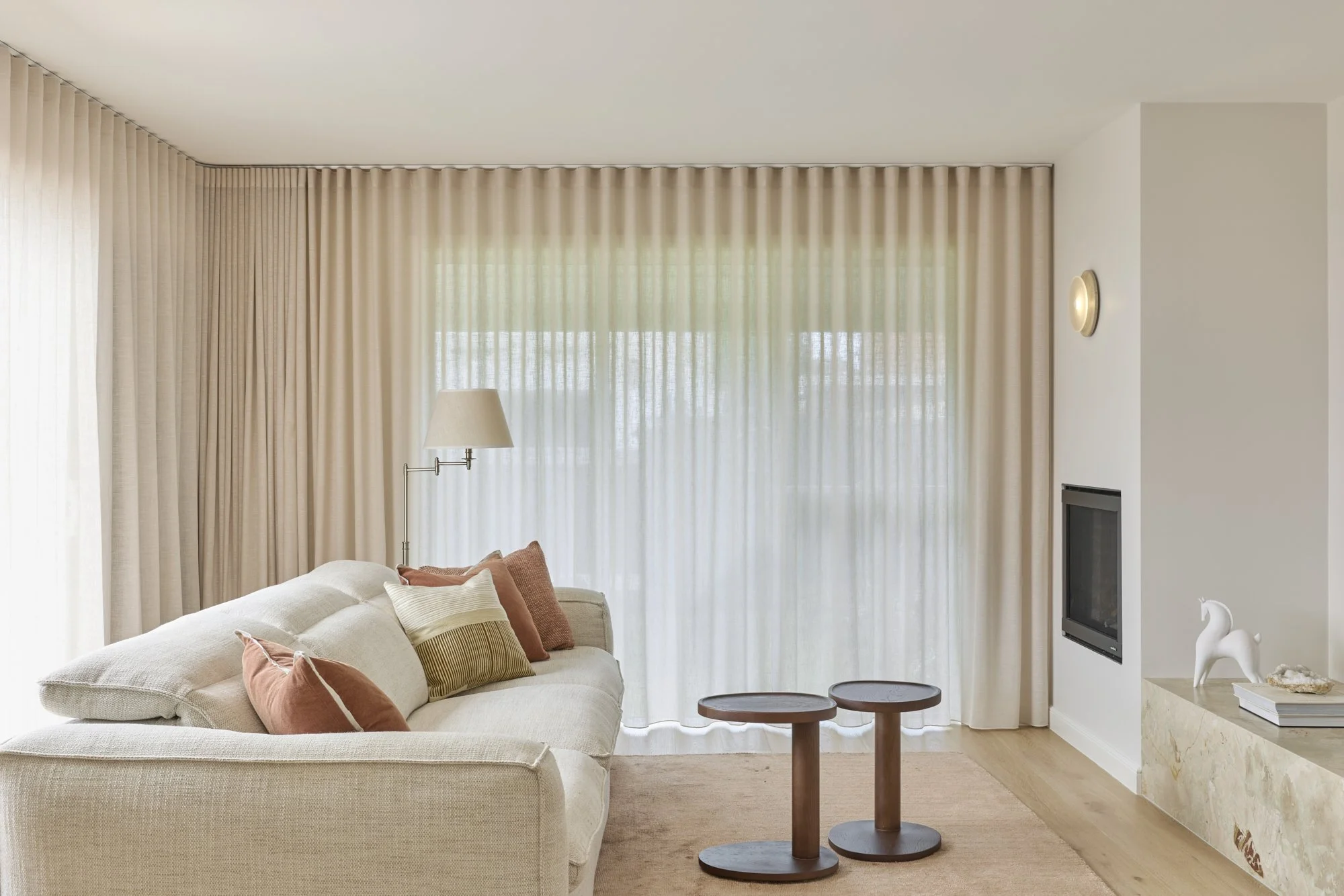 Hinkler Residence: An Art Deco Semi Reimagined with Subtle Luxury 
