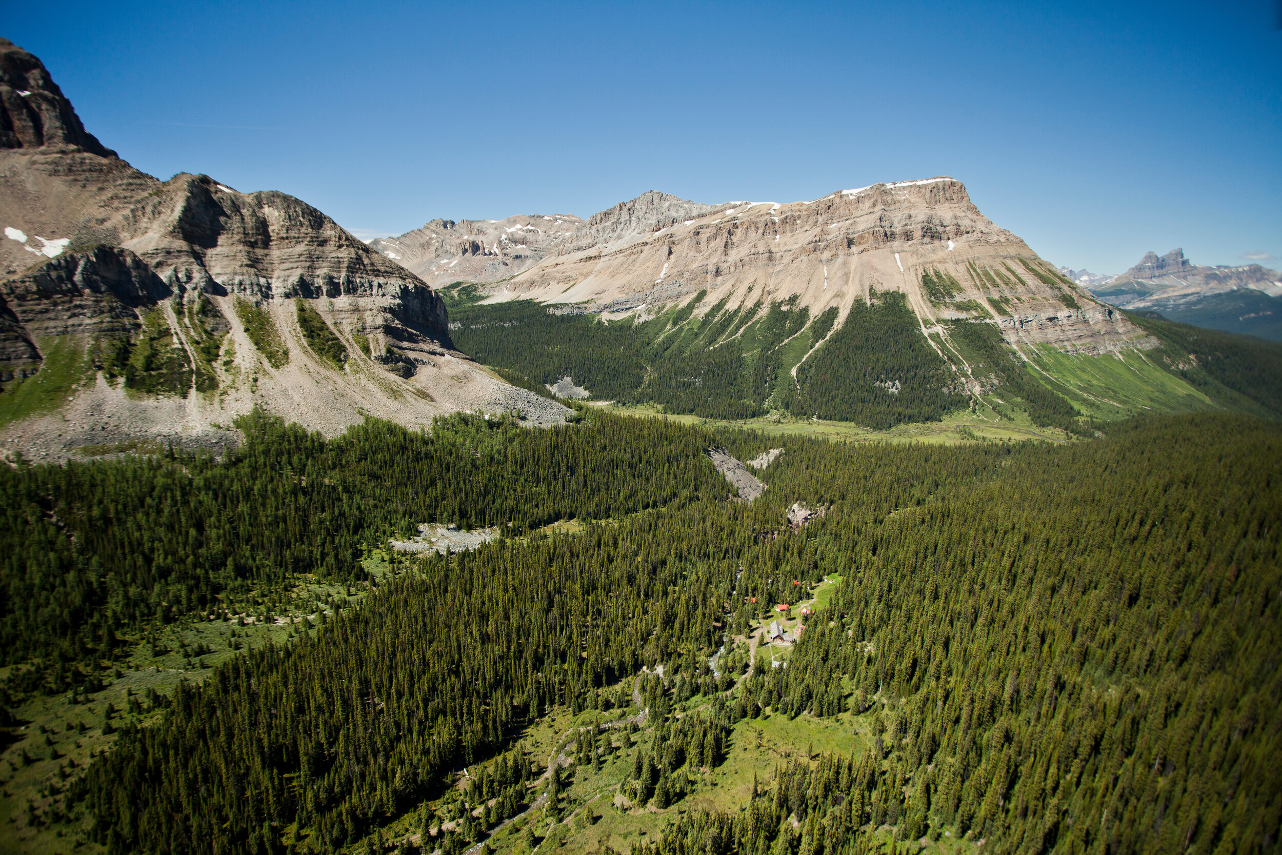  Aerial view of Skoki Lodge. Photo by Paul Zizka 