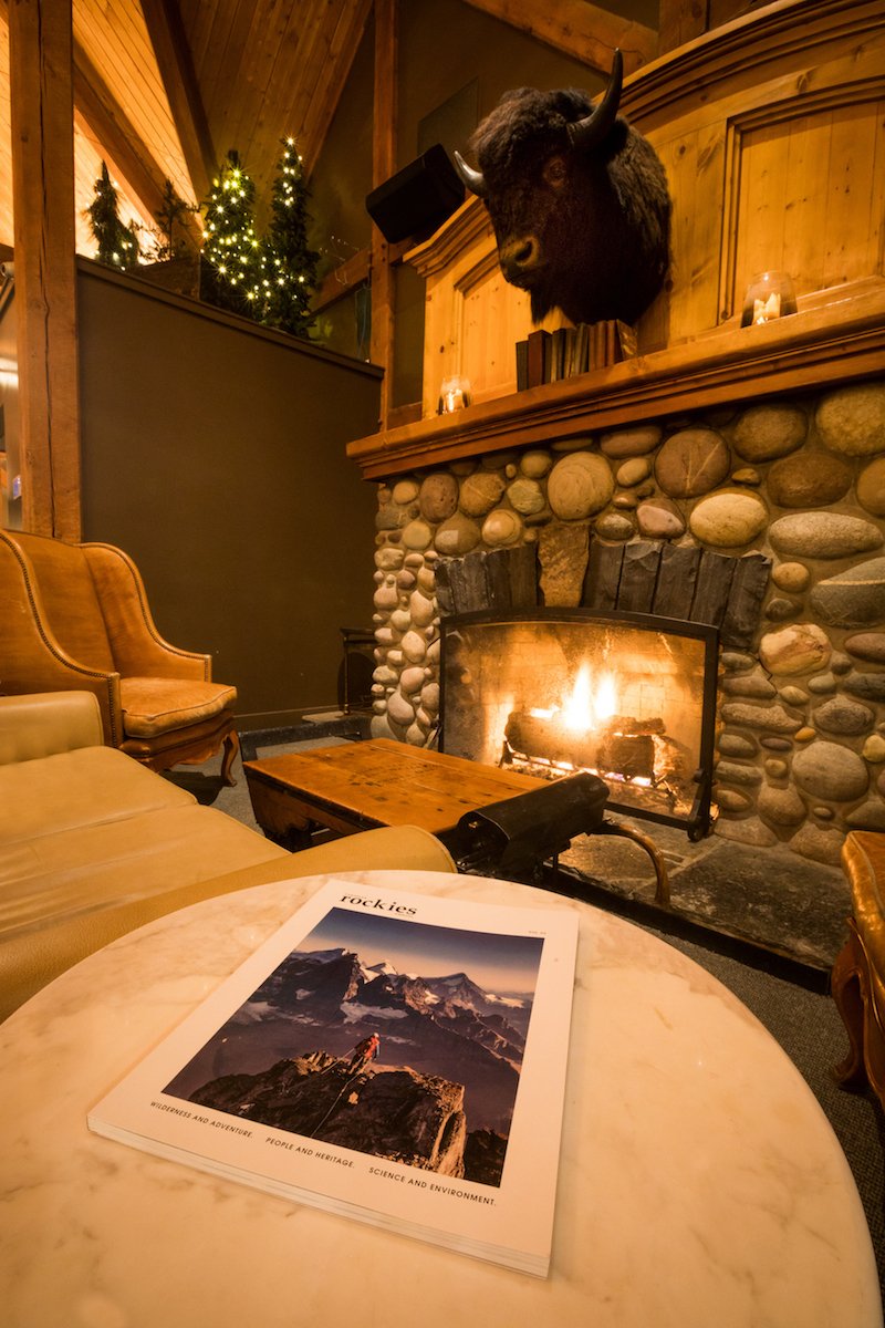  A welcoming sitting area greets visitors as they enter the Main Lodge at Buffalo Mountain Lodge. Photo by Paul Zizka Photography. 