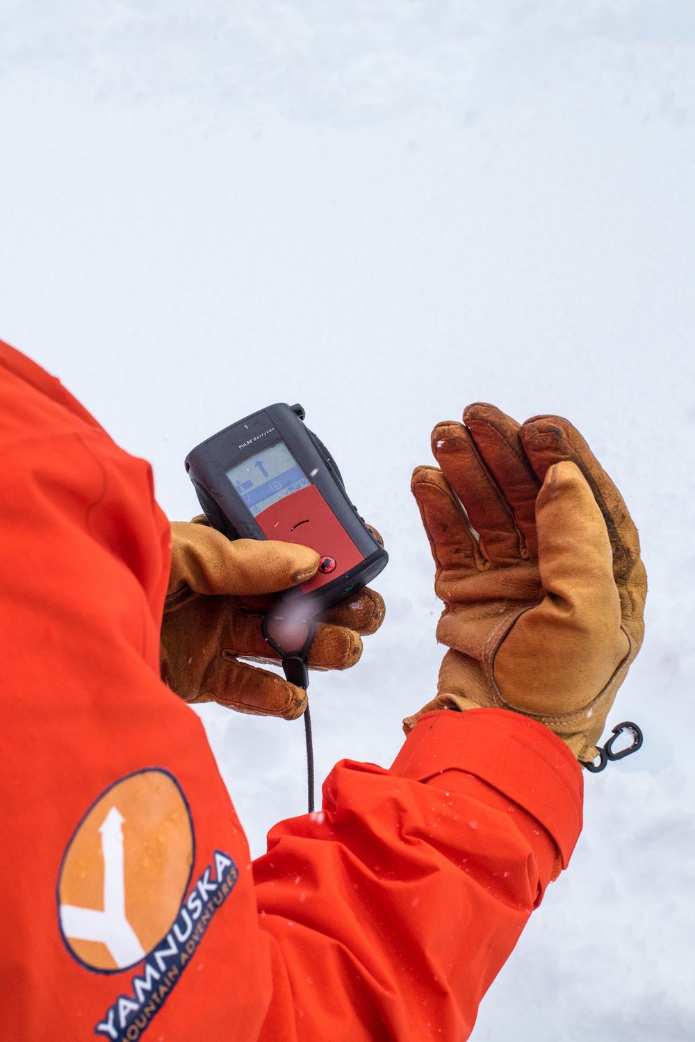  AST2 training with Yamnuska Mountain Adventures out of Purcell Mountain Lodge. Photo: Ryan Creary. 