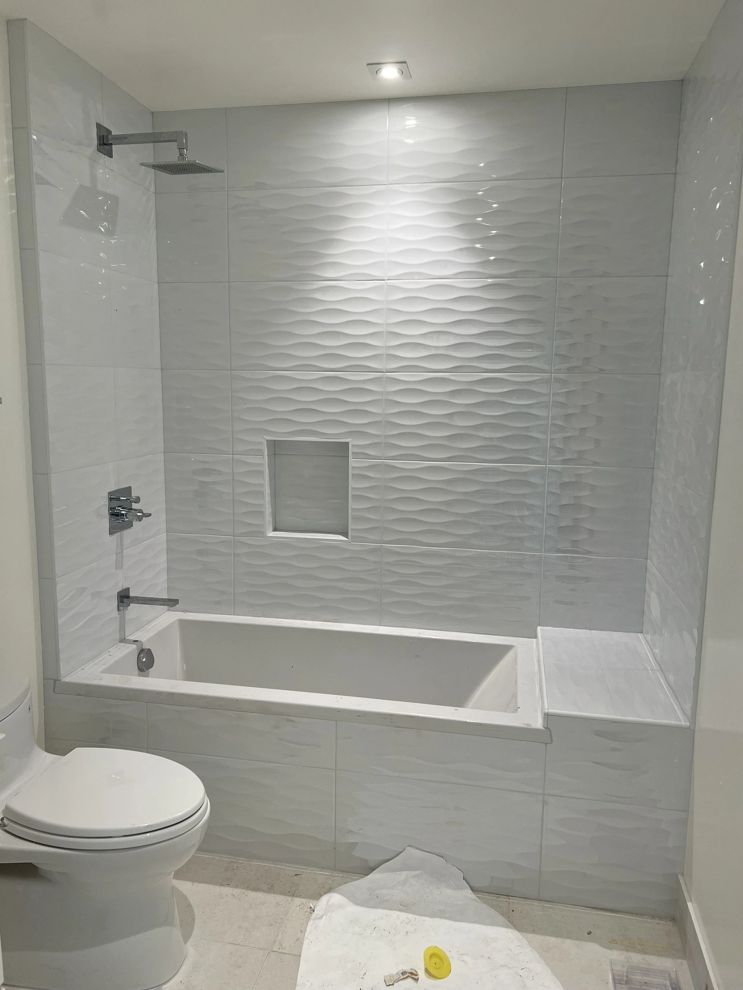 Tiled bathroom walls