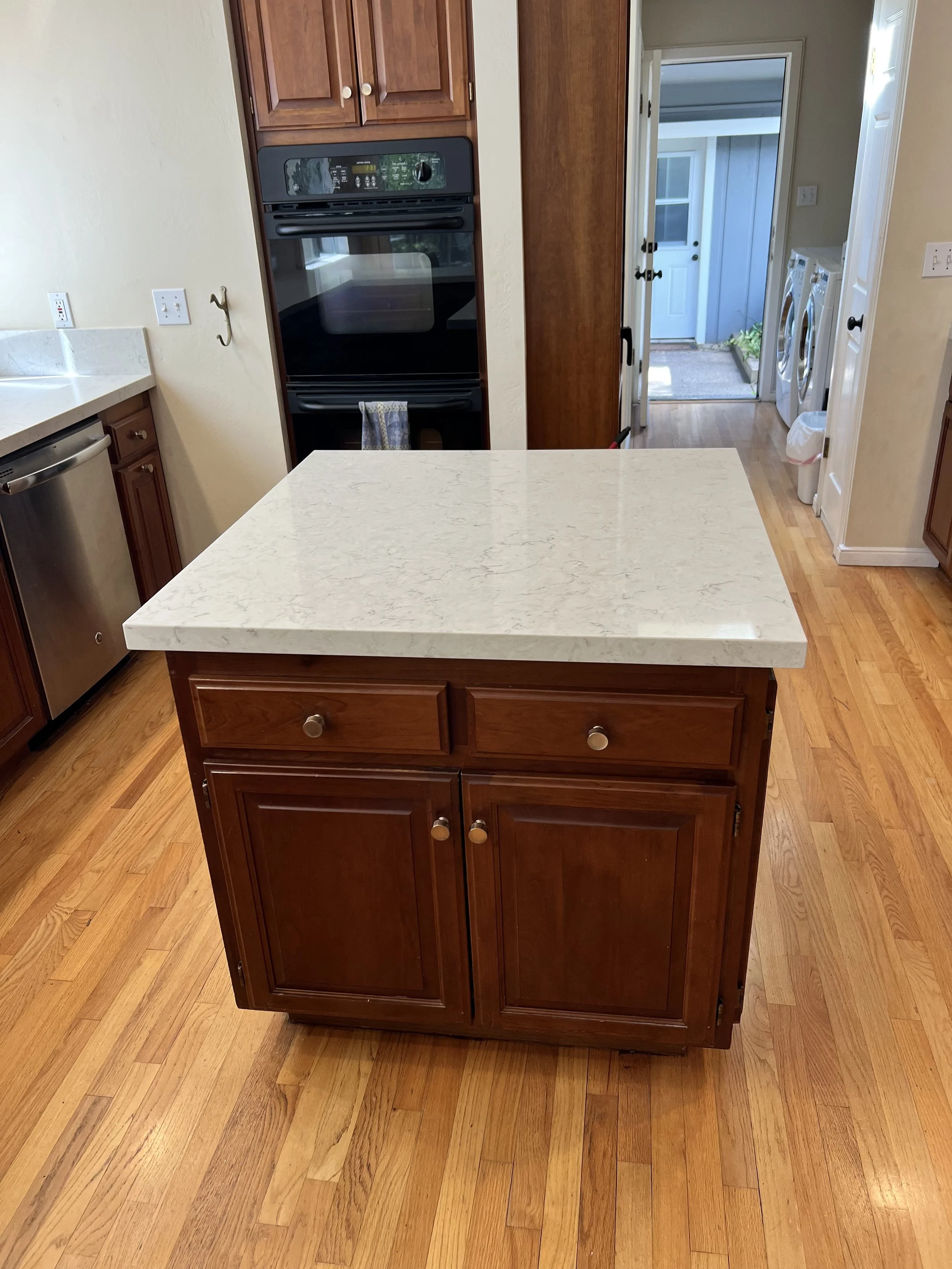 Fabricated & installed kitchen countertops