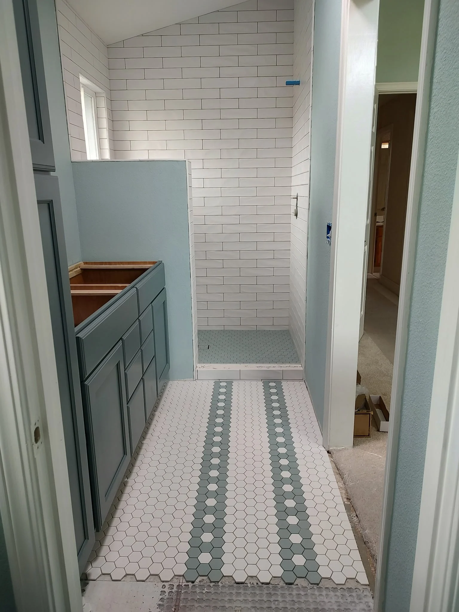 Tile bathroom floor