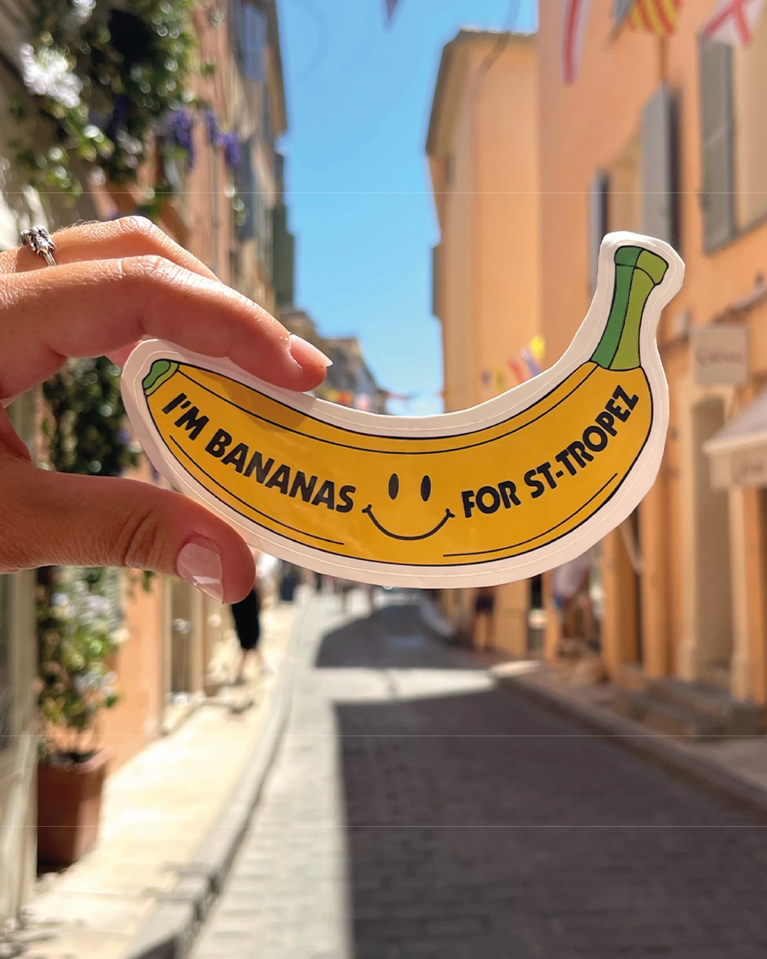 ☀️Cool stickers design for the coolest brand @callitbyyourname 
&bull;
&bull;
&bull;
&bull;
#callitbyyourname #saintropez #graphicdesignerlife #stickersdesign #stickerapp