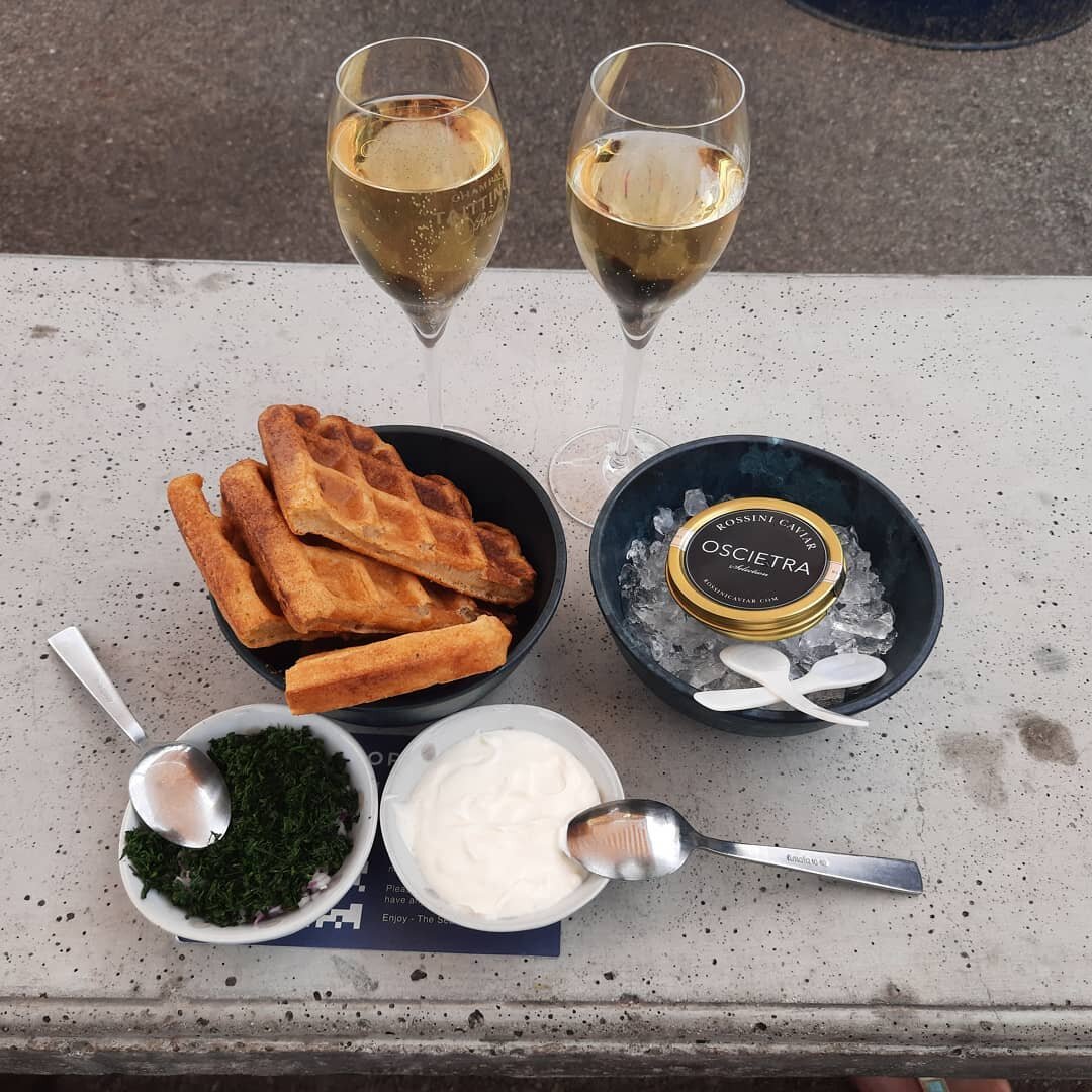 Spontanious, unpretentious, relaxed luxury. Part of the quality of life we live in Copenhagen. Enjoy champagne and caviar on a bench by the harbor. What's not too like. Be like a local, that's our specialty. #tattinger #rossini #oscietra #culinarygui