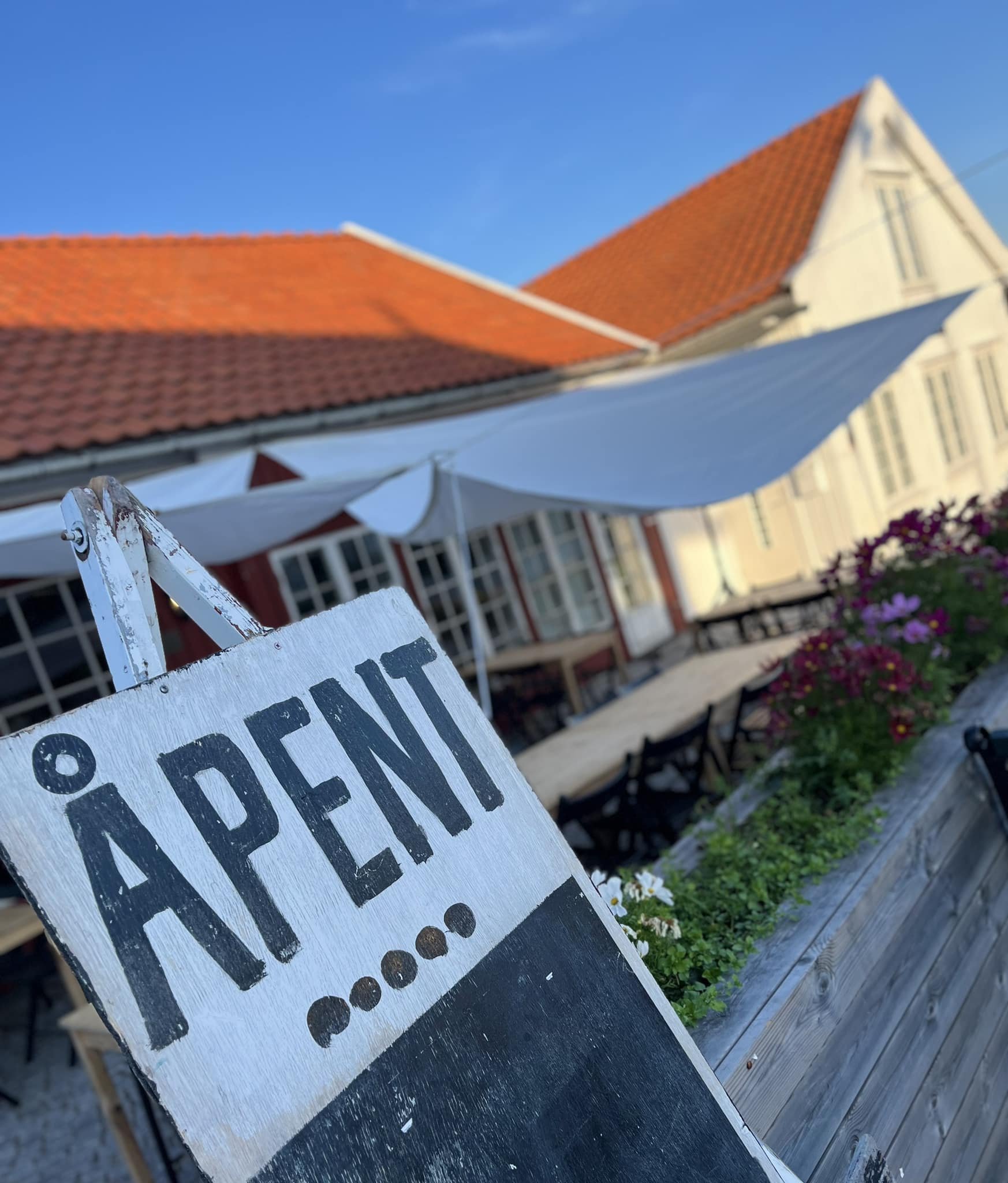 Utendørs.jpg