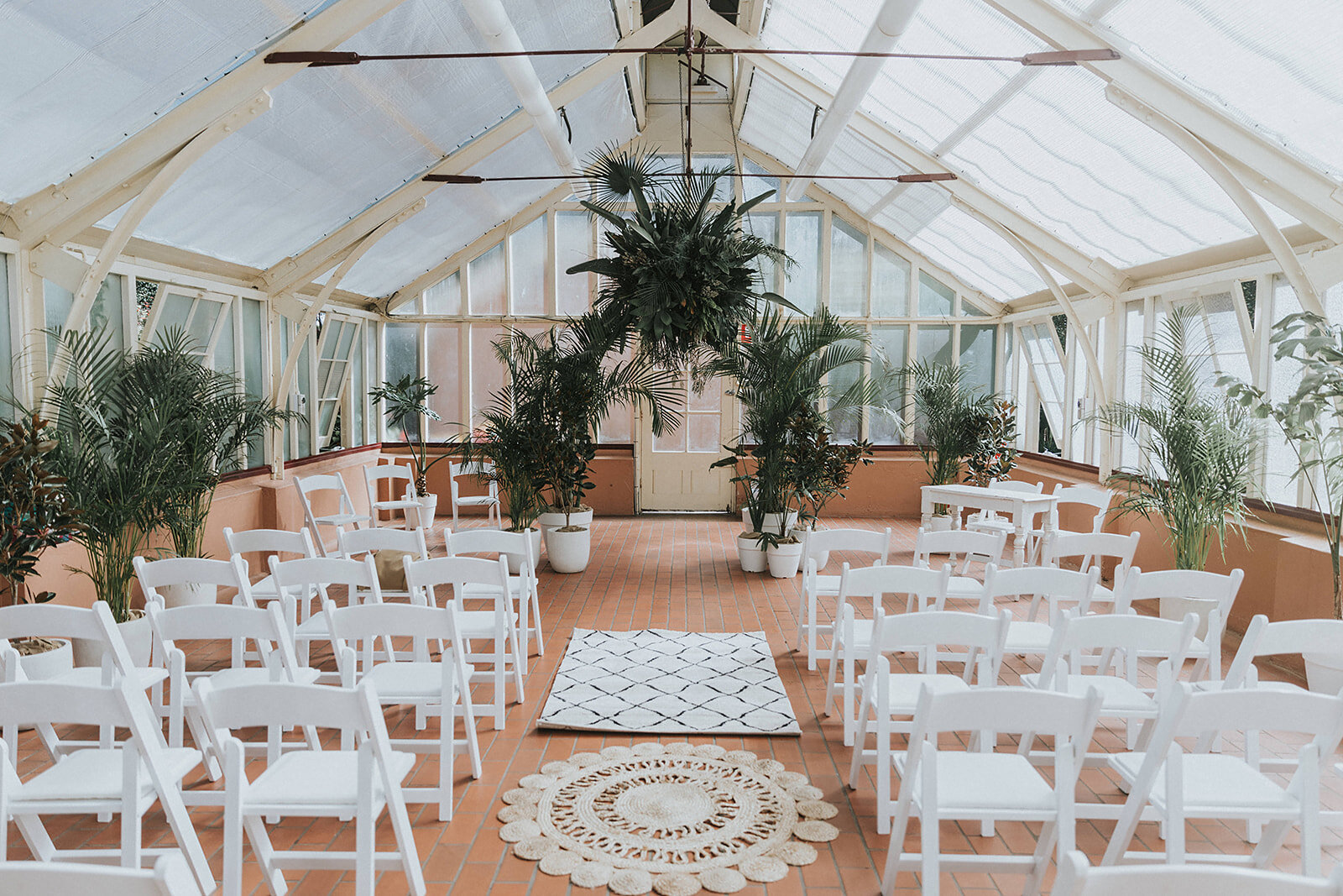 wedding styling and flowers at palm house royal botanic gardens sydney