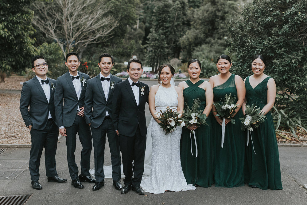 full bridal party photography shoot at sydney botanic gardens