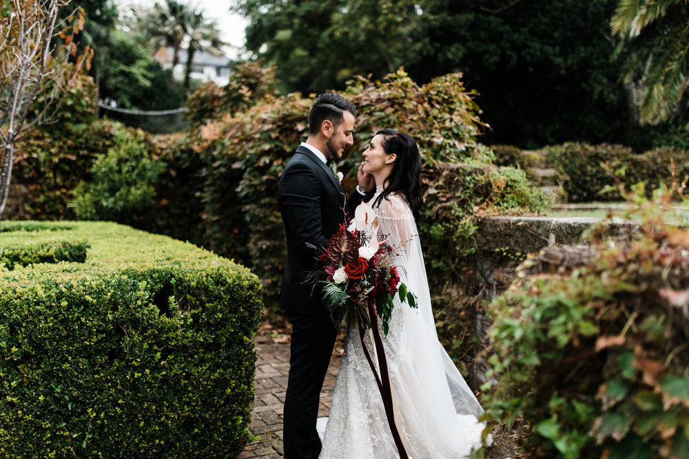 just married photo shoot in sydney with captured frames