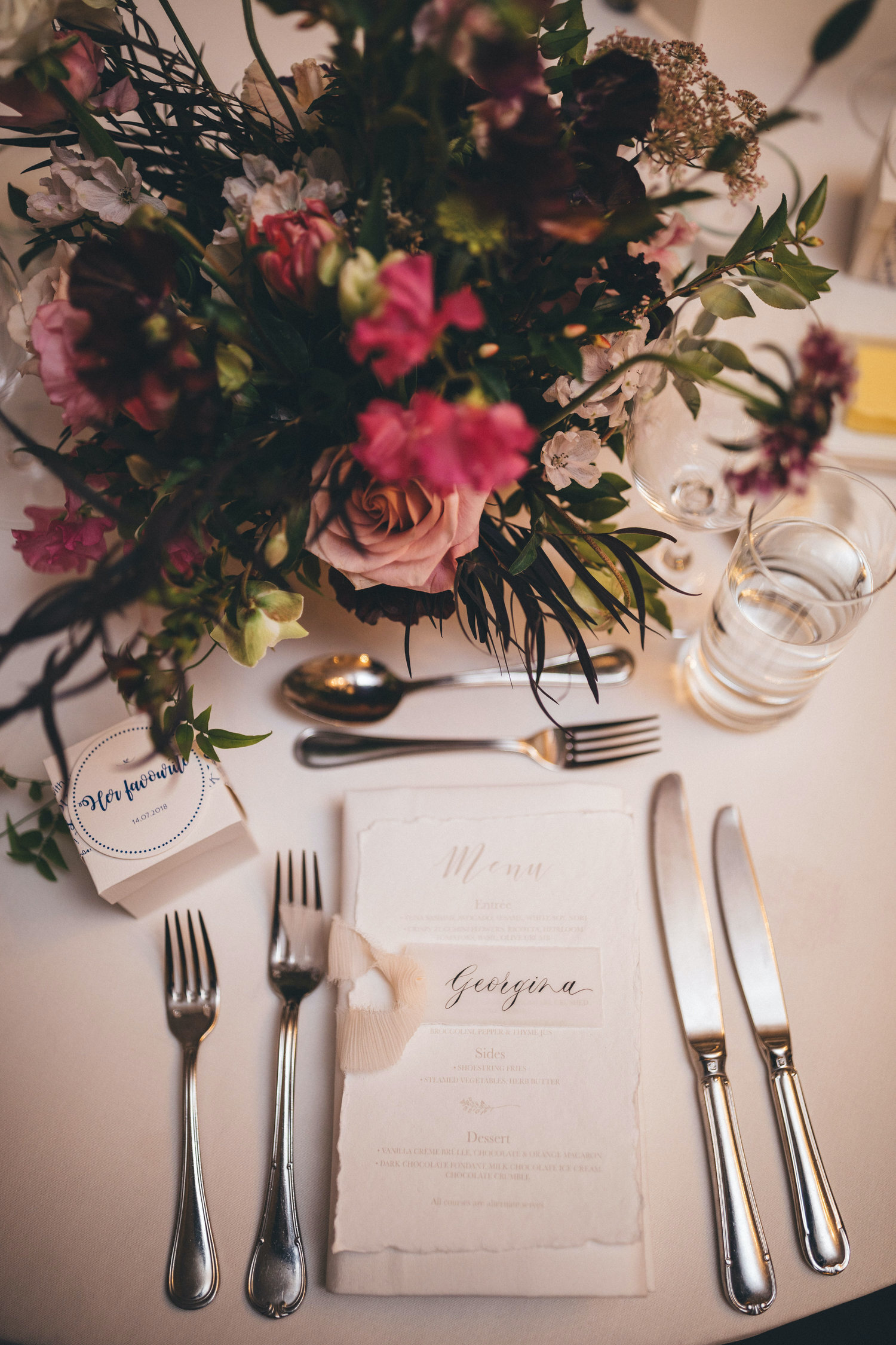 wedding table styling with flowers at gunners barracks