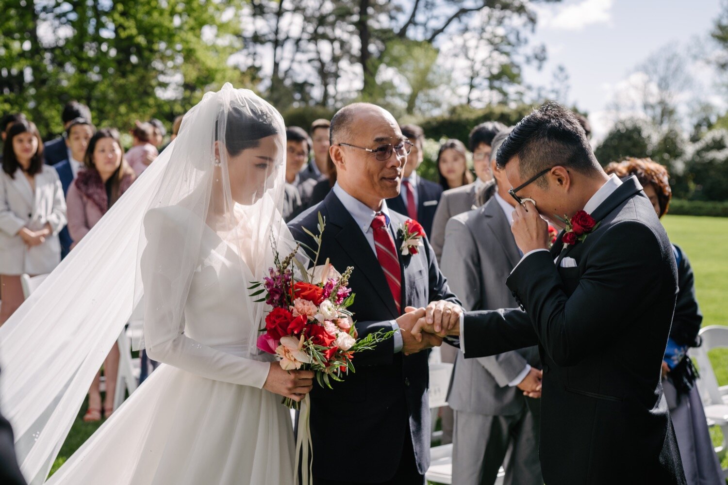 Bendooley Estate Wedding Lakeside wedding florist lime tree bower