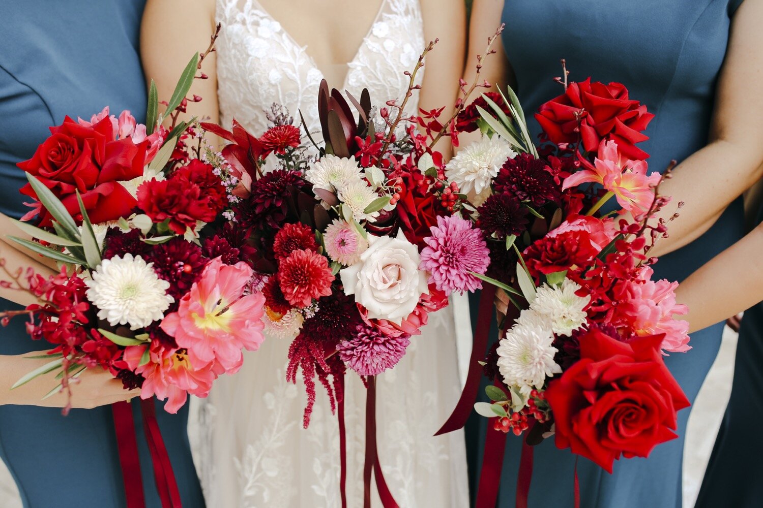 bridal party flower detail lime tree bower sydney wedding
