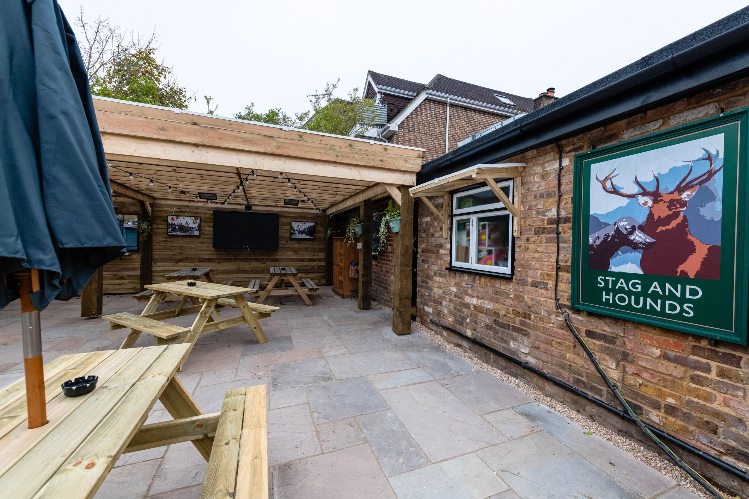 Stag&Hounds-3.jpg