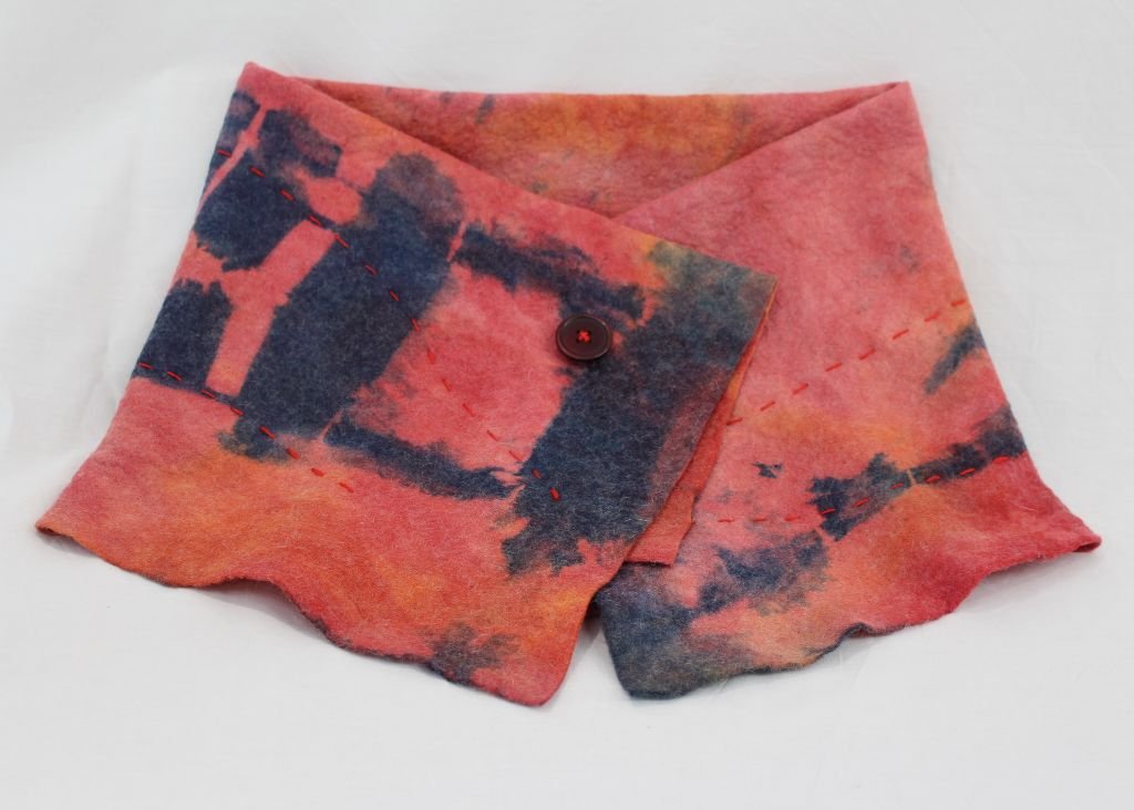 AD_Pink_Cowlscarf..jpg