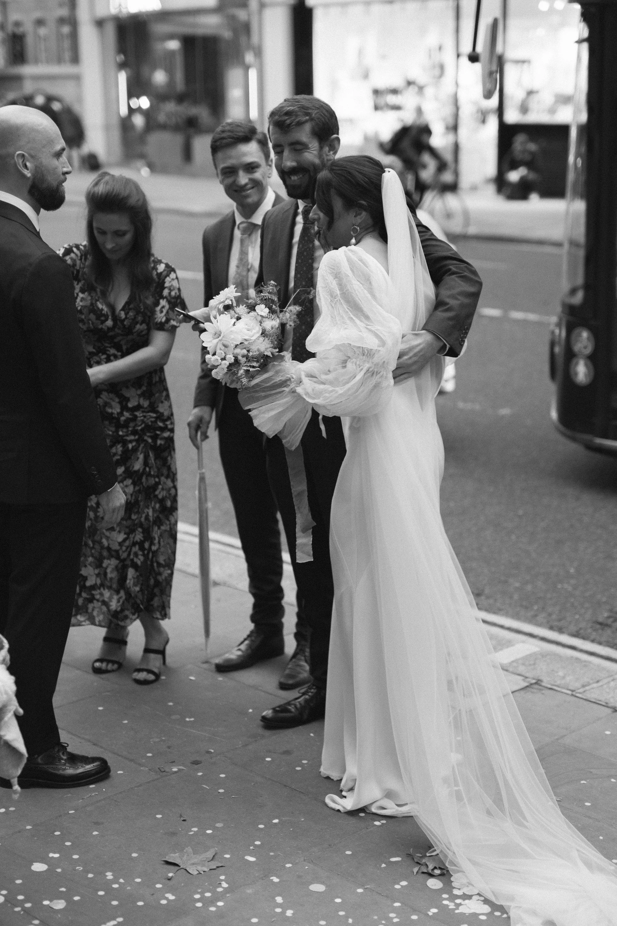wild-by-tart-chelsea-town-hall-london-micro-wedding-phoebe-jonathon-65.jpg