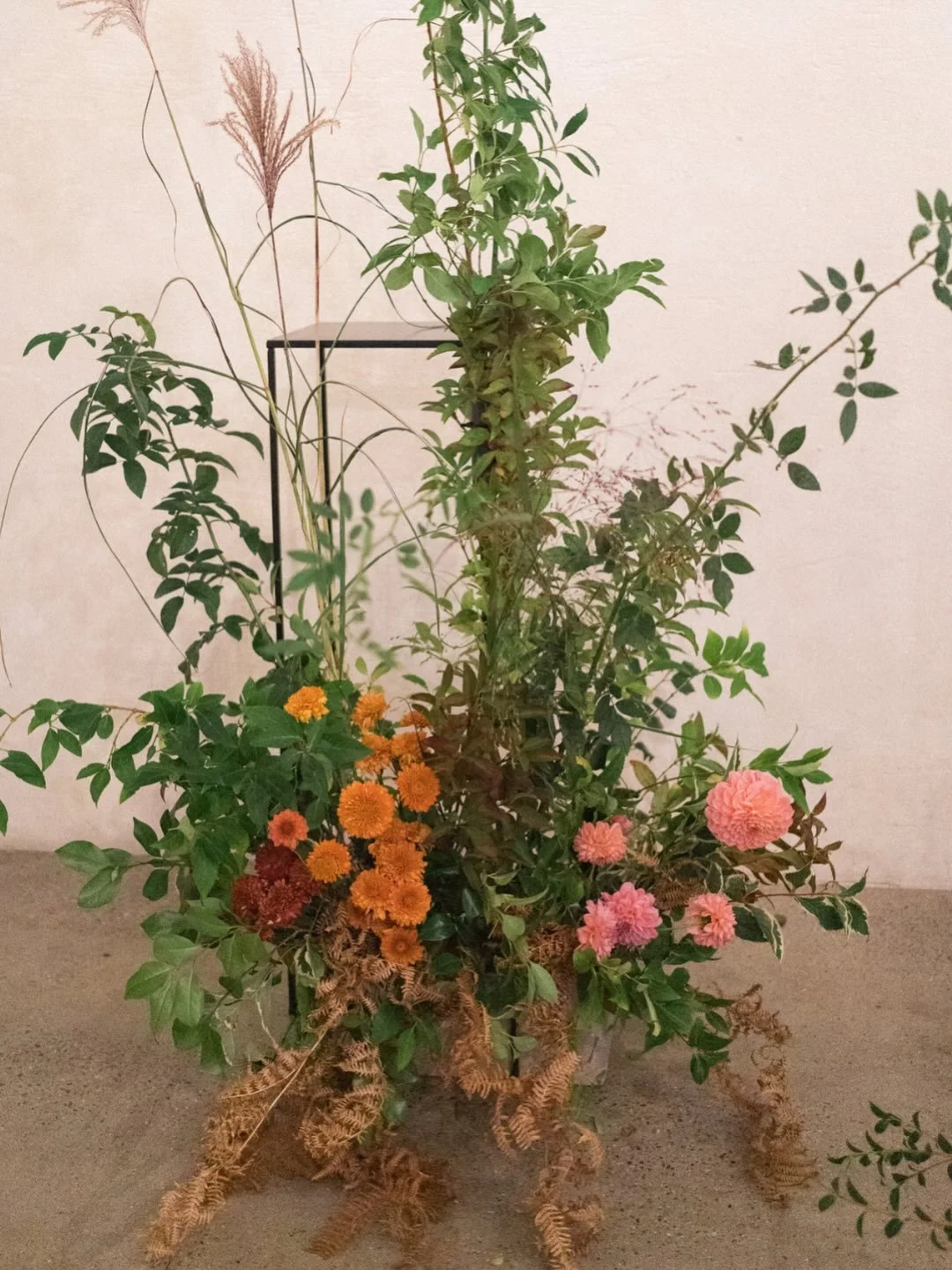 Love a London wedding and shooting at night 🤍

#londonwedding #nightportraits #townhallwedding #brideinspiration