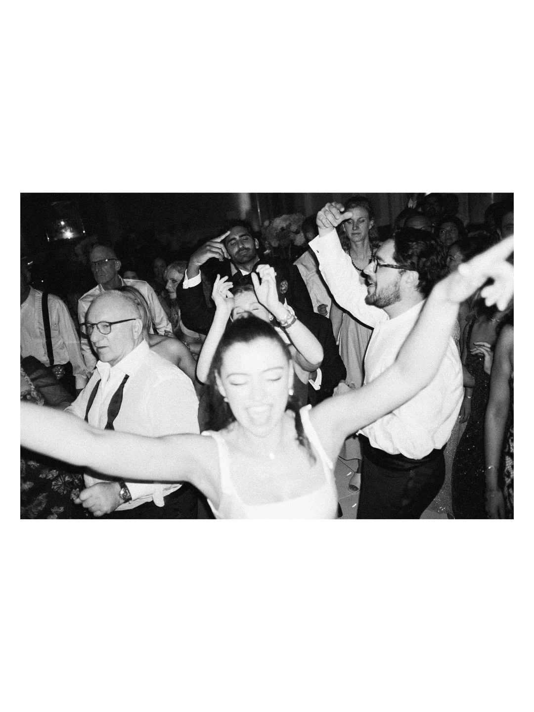 Aimee &amp; Paddy at the Landmark on 35mm film 

Venue - @the_landmark_london 
Dress - @sassiholfordbridal 
Florist - @funkyflowersshop 
Band - @thefunctionband 

#landmarkwedding #londonweddingphotographer #35mmfilm