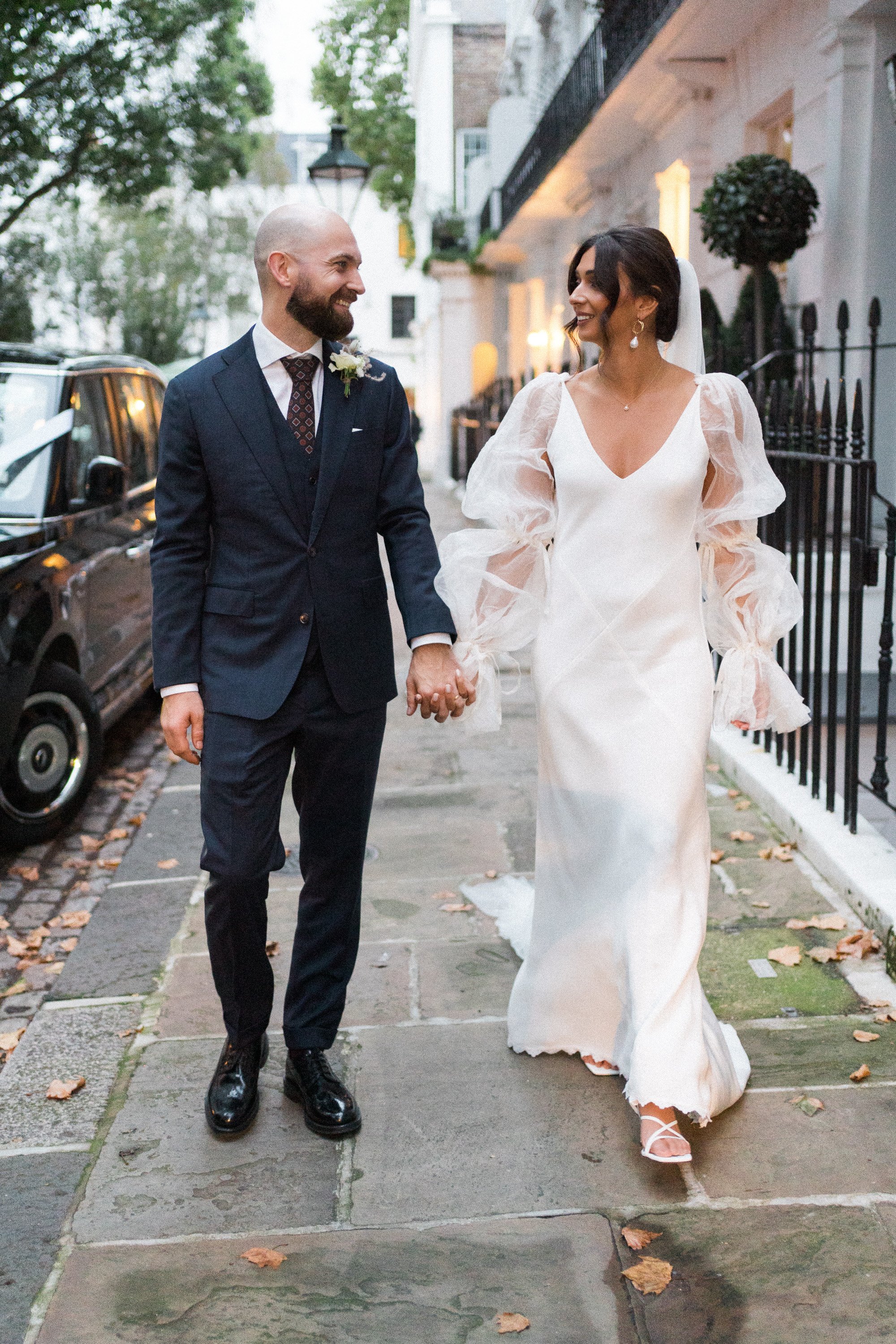 wild-by-tart-chelsea-town-hall-london-micro-wedding-phoebe-jonathon-71.jpg