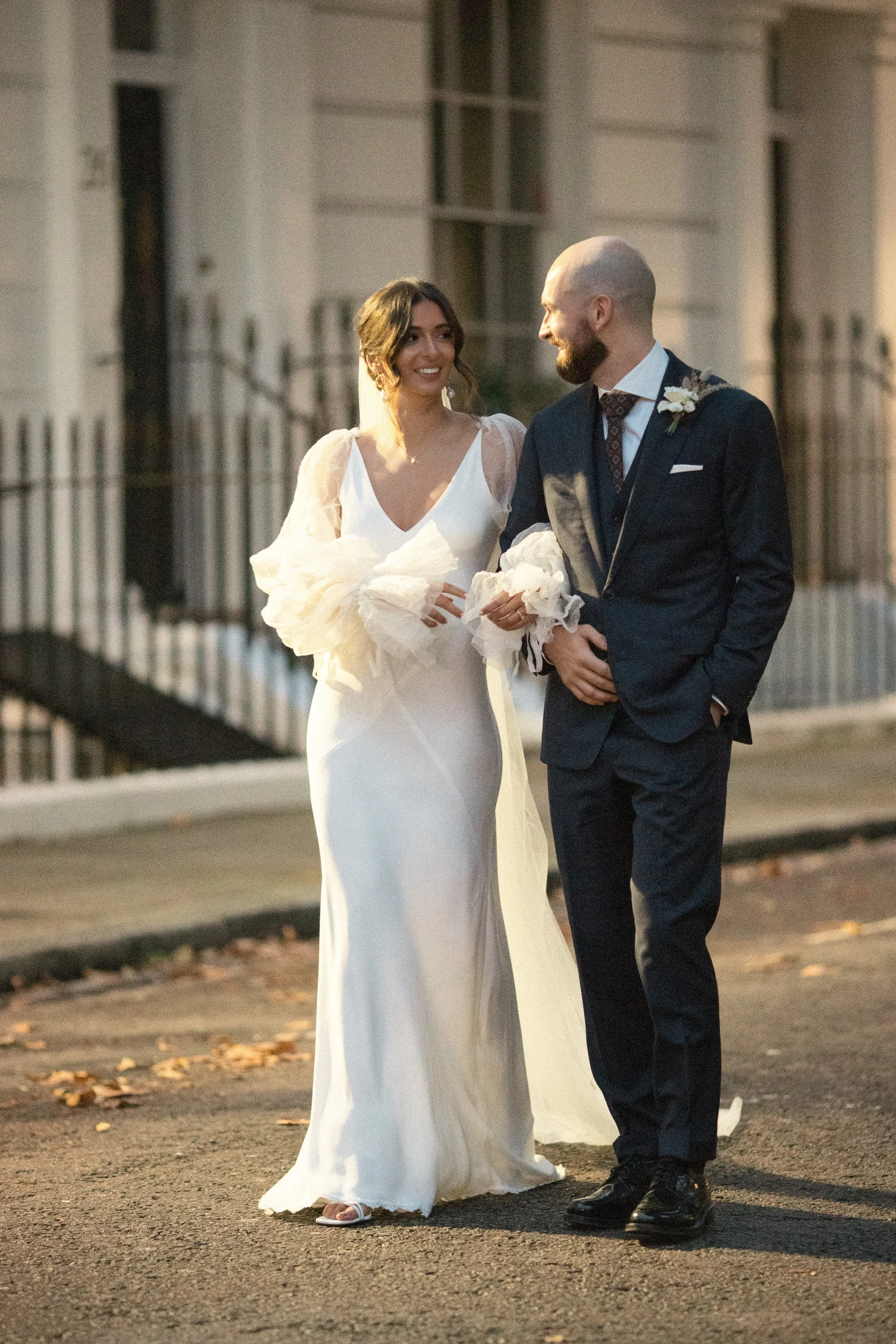 wild-by-tart-chelsea-town-hall-london-micro-wedding-phoebe-jonathon-89.jpg