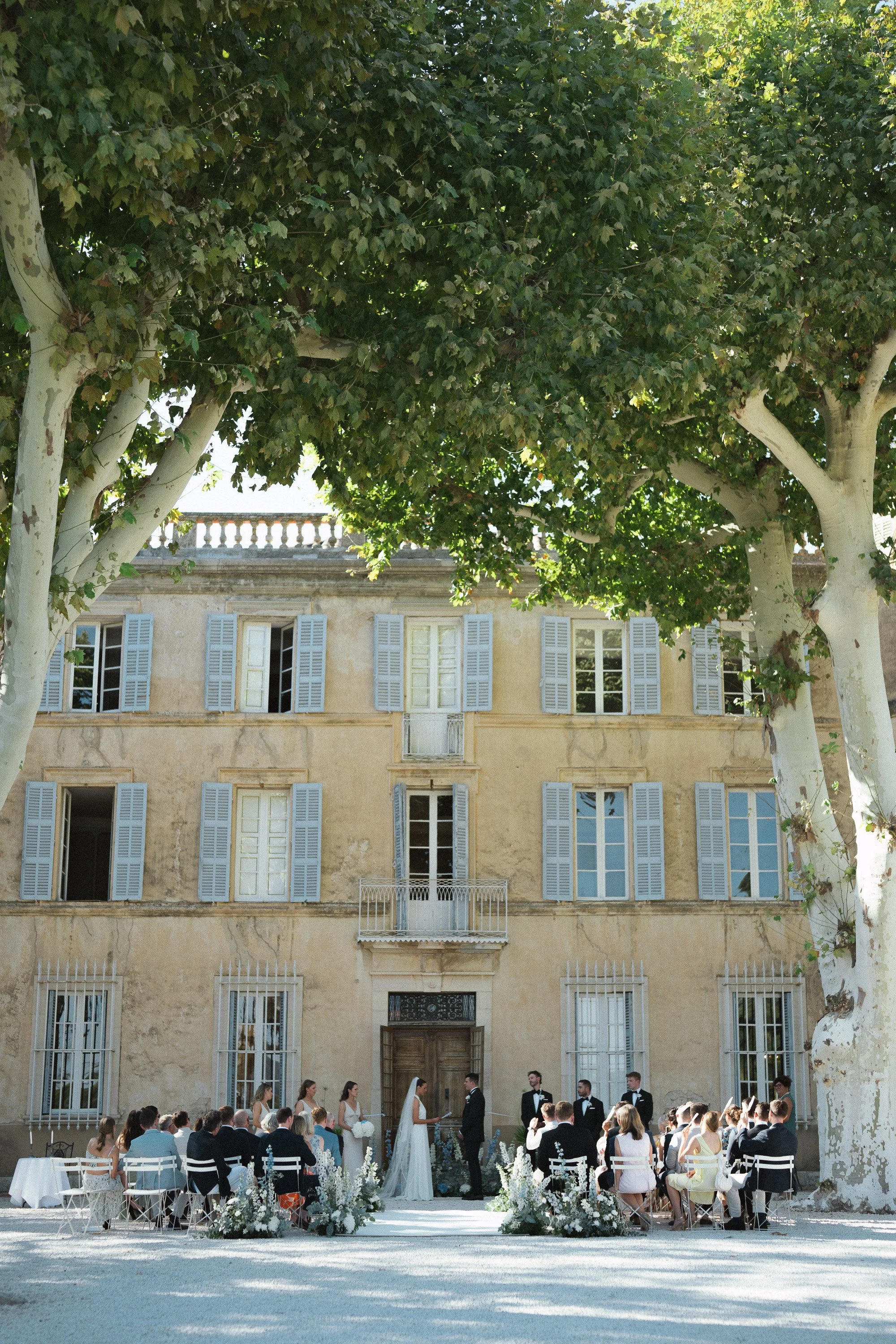 château-de-robernier-south-of-france-destination-wedding-14.jpg