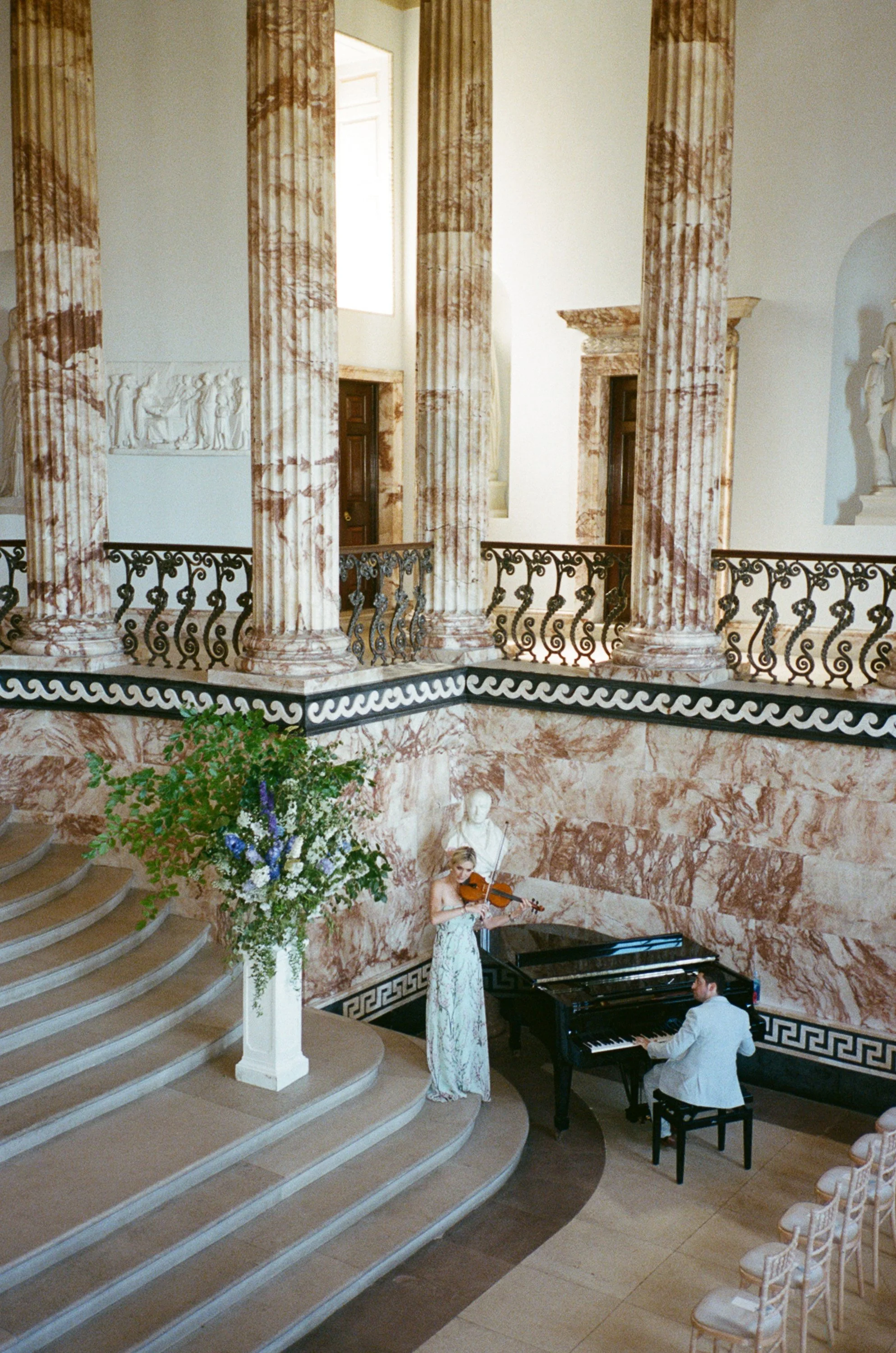 holkham-hall-uk-wedding-35mm-film-23.jpg