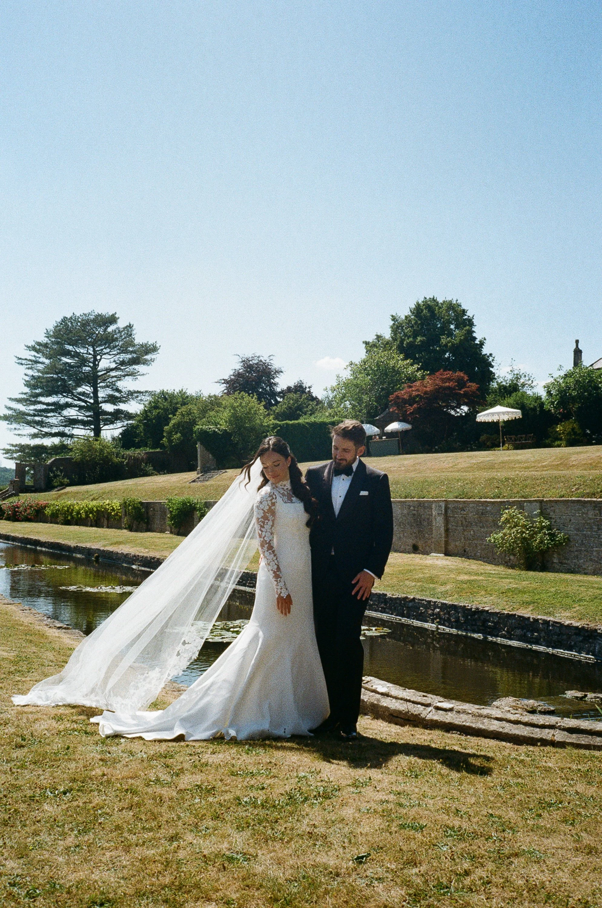 hamswell-house-bath-uk-marquee-35mm-film-wedding-46.jpg