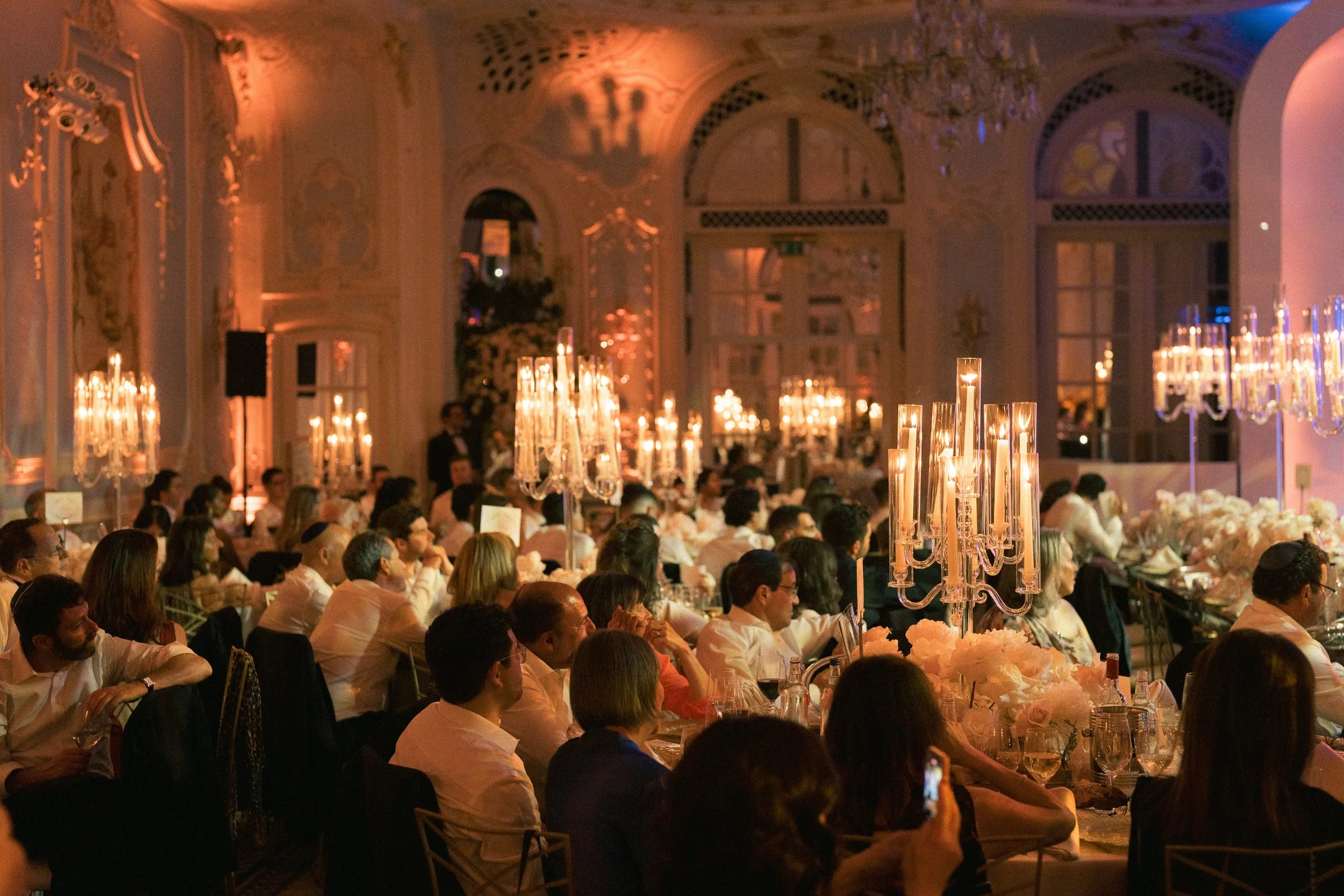 savoy-london-jewish-ballroom-wedding-pink-roses-88.jpg