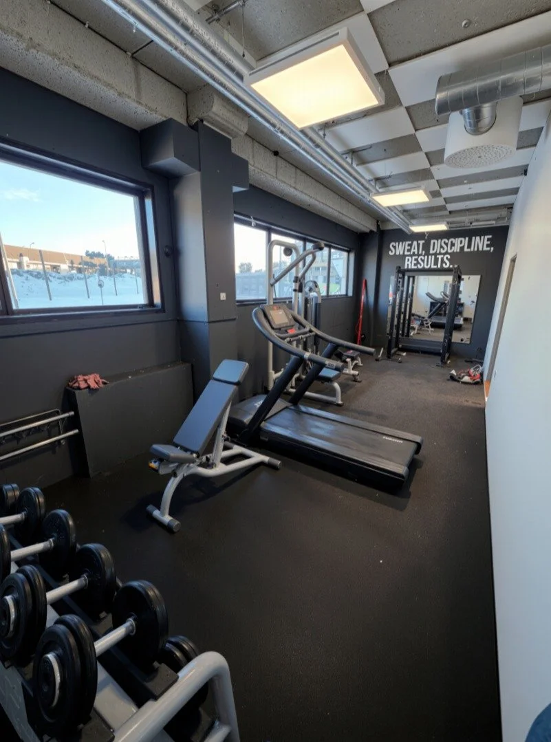 Uusi kuntosali. Omat tilat. Omaa porukkaa varten. 💪

Yritys on ihmiset, jotka tekev&auml;t ty&ouml;t&auml; joka p&auml;iv&auml;. Heid&auml;n osaamisensa, jaksamisensa ja fiiliksens&auml; n&auml;kyv&auml;t lopulta my&ouml;s asiakkaille.

Kun ihmiset 