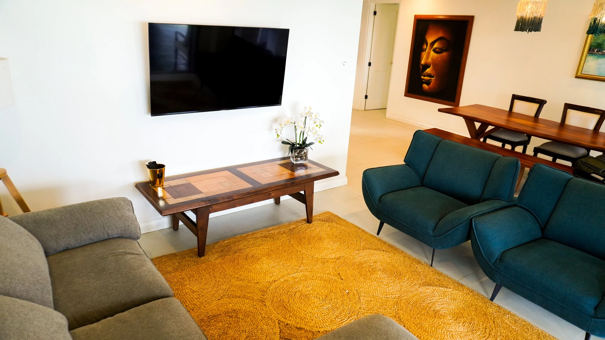 Villa Selma | Living & Dinning Area