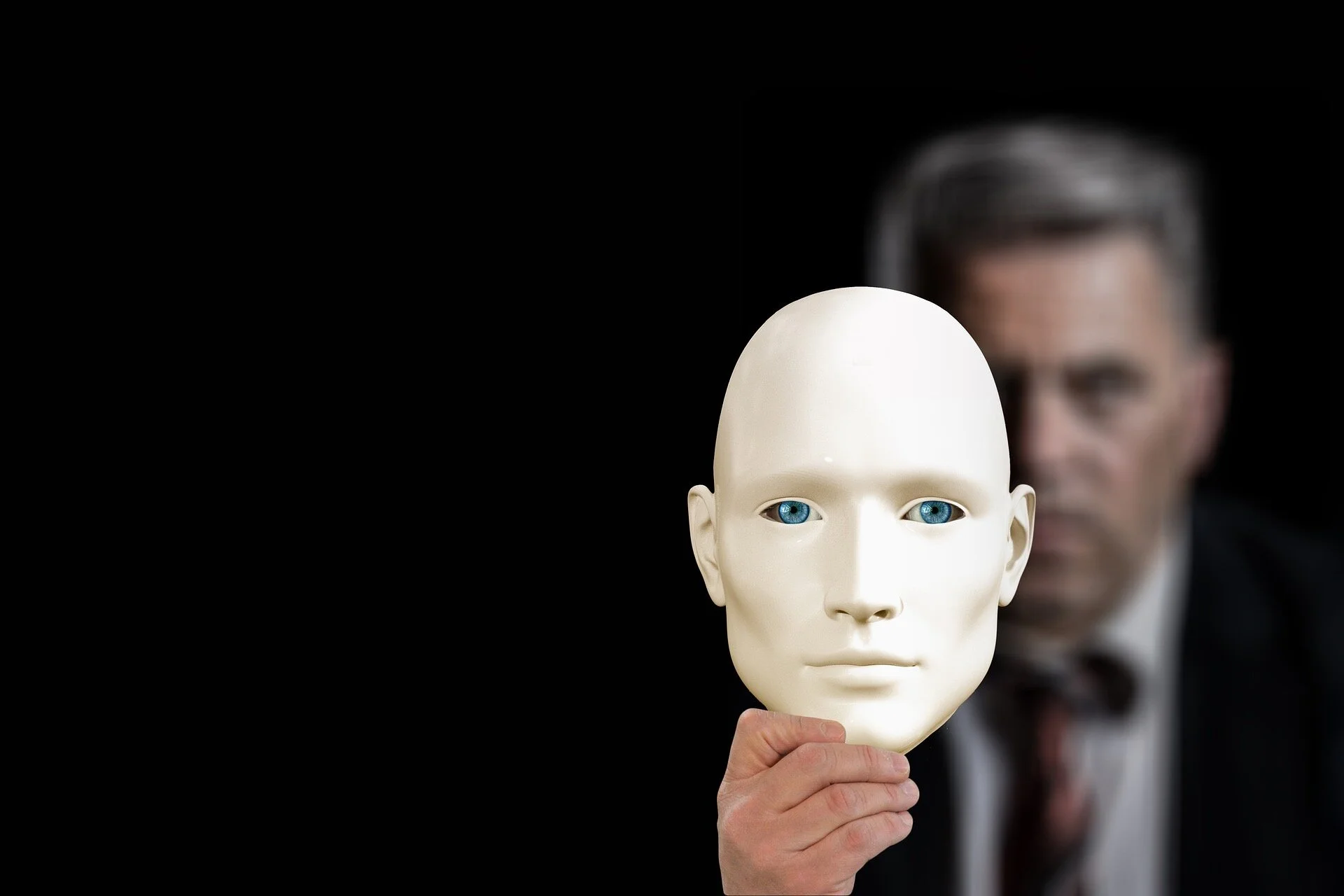 mask-3829017_1920.jpeg
