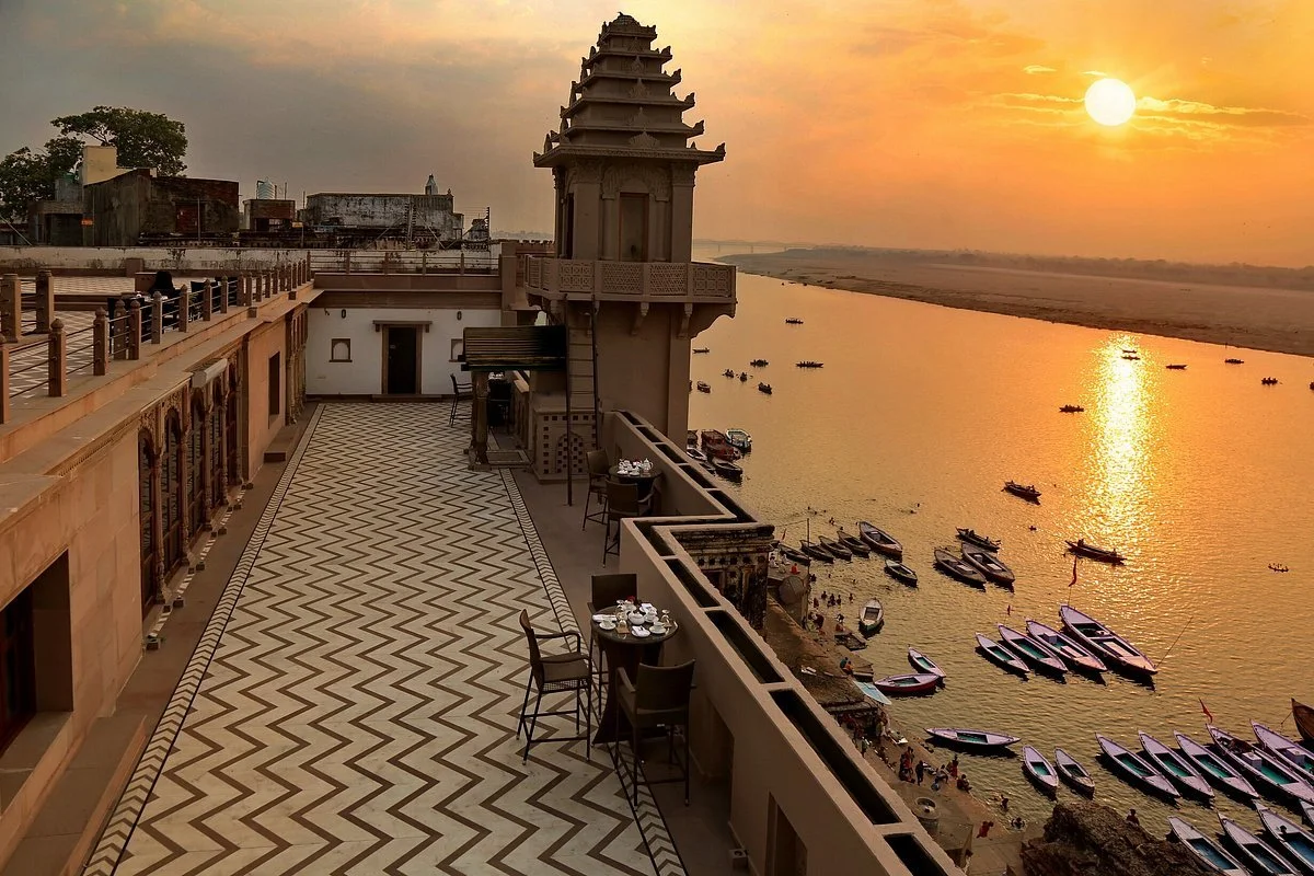 brijrama-palace-varanasi (4).jpg