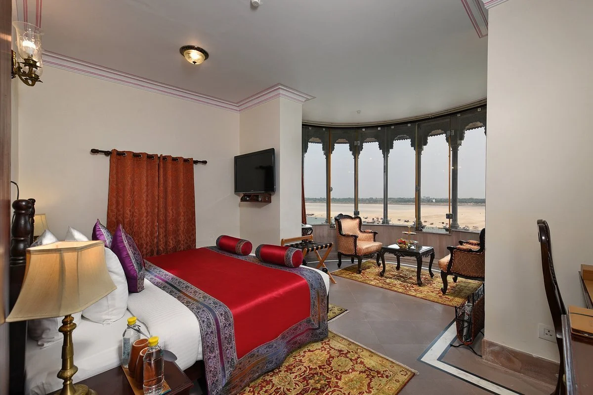 brijrama-palace-varanasi (7).jpg