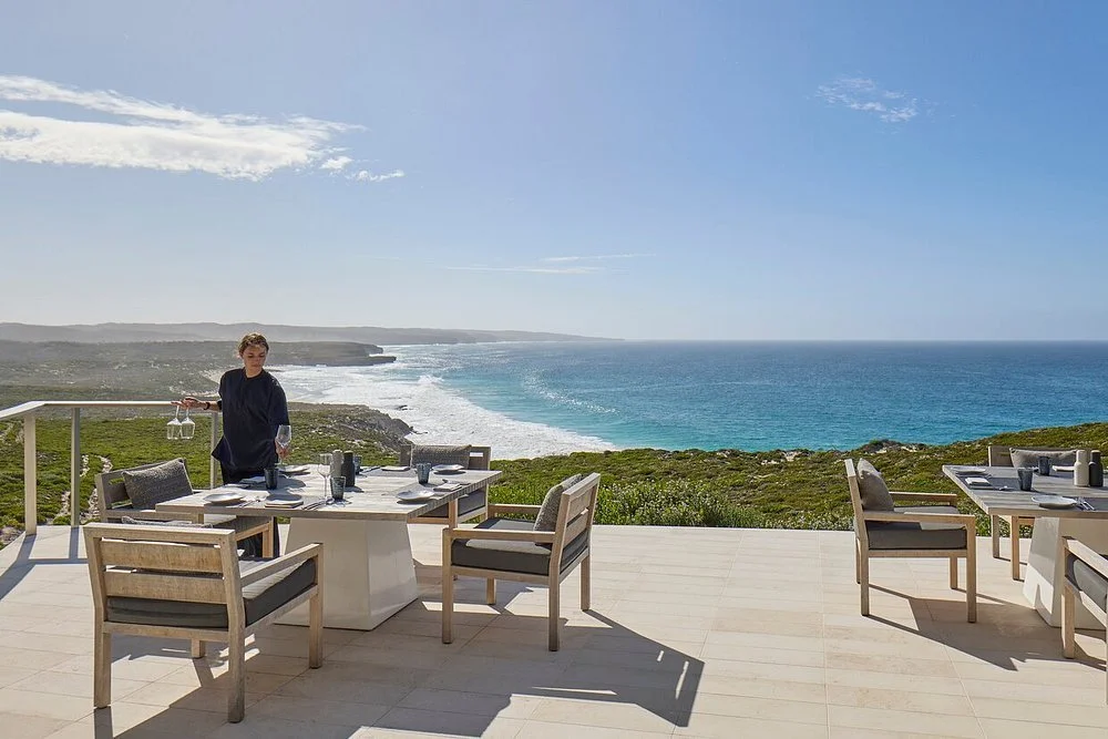 terrace-dining.jpg