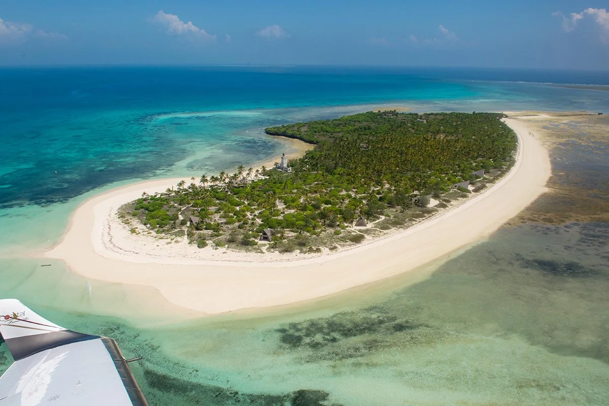 5bbe611c54908608a4a949dc_gallery-lg_0006_Fanjove Island.jpg