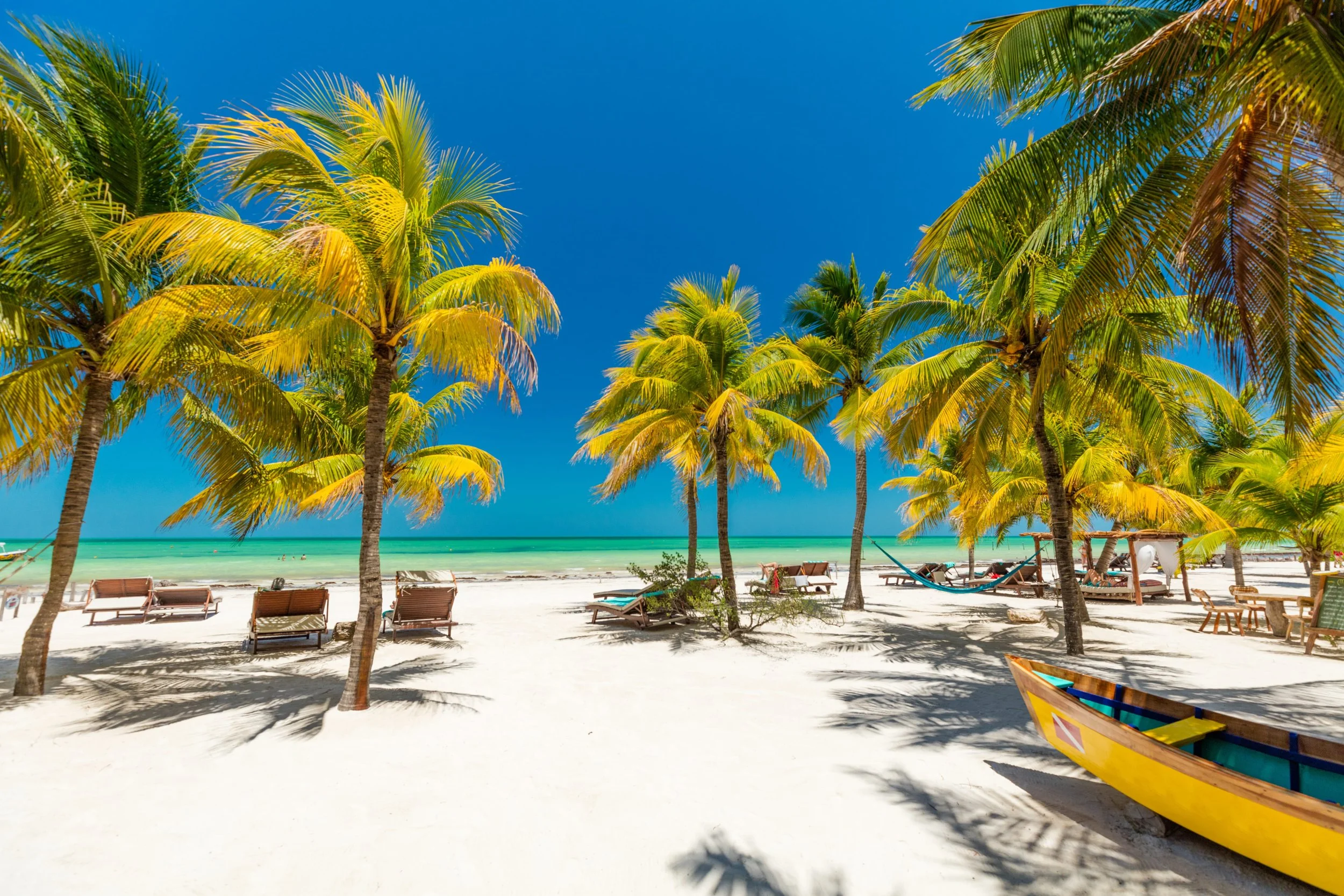 Holboxshutterstock_1161420211-min.jpg