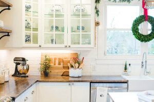 traditional Modern Farmhouse red and white kitchen home tour