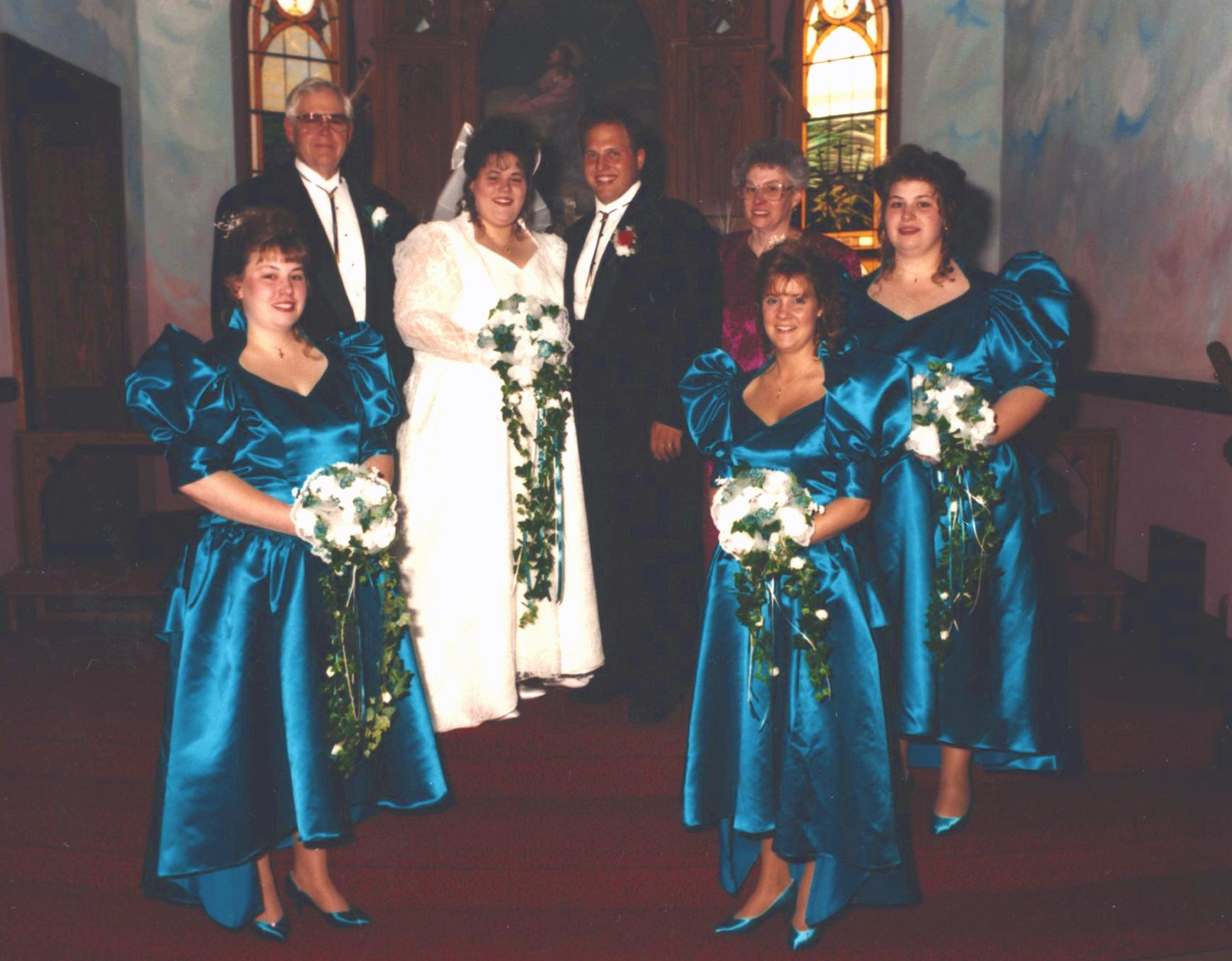 The Stitch it! Sisters Family at Denise's Wedding 1995.jpg