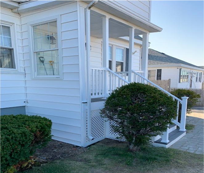 Porch-Reno-SalisburyMA-10.png