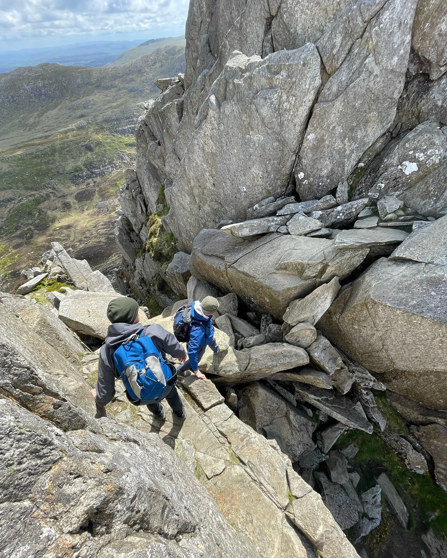 🧗&zwj;♂️ INTRO TO SCRAMBLING 🏔️

Ever wondered what lies between hiking and rock climbing? That&rsquo;s scrambling - a hands-on, adrenaline-filled way to tackle rugged mountain terrain! 🏞️ 

Scrambling is graded from 1 to 3: 
⚡ Grade 1 &ndash; A f