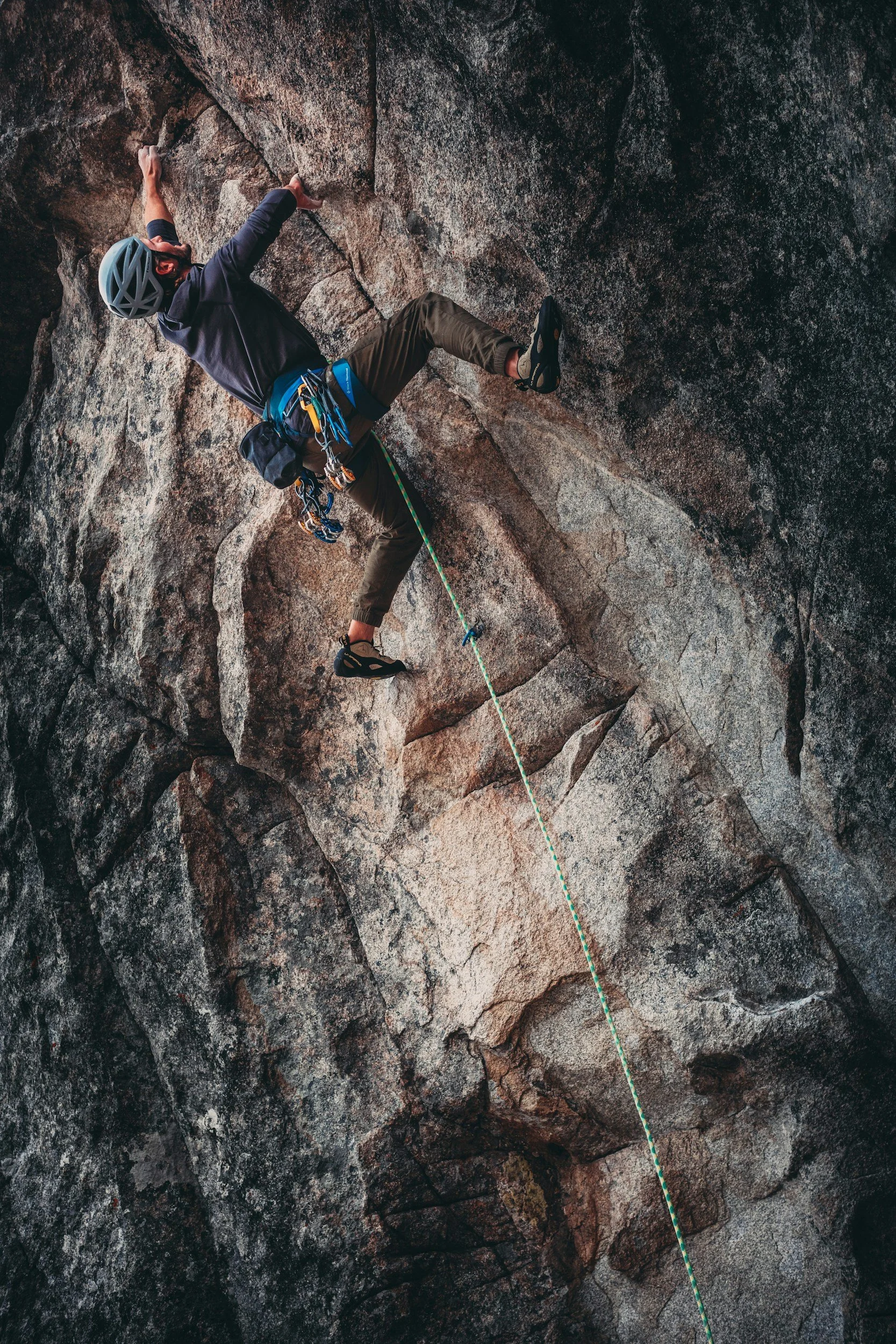 learn rock climbing skills with yonder adventure company